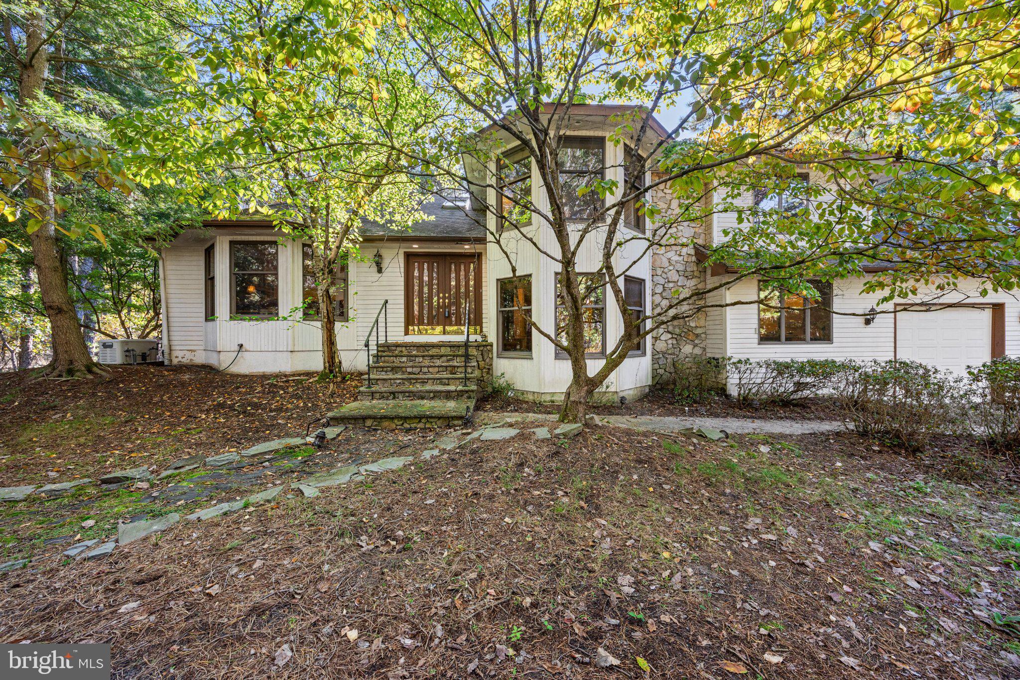 22 TANSBOROUGH ROAD
