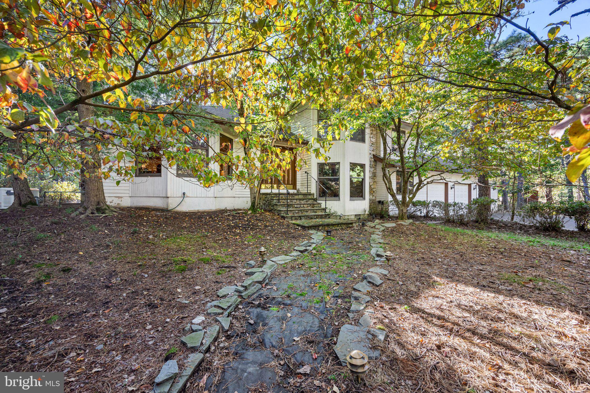 22 TANSBOROUGH ROAD