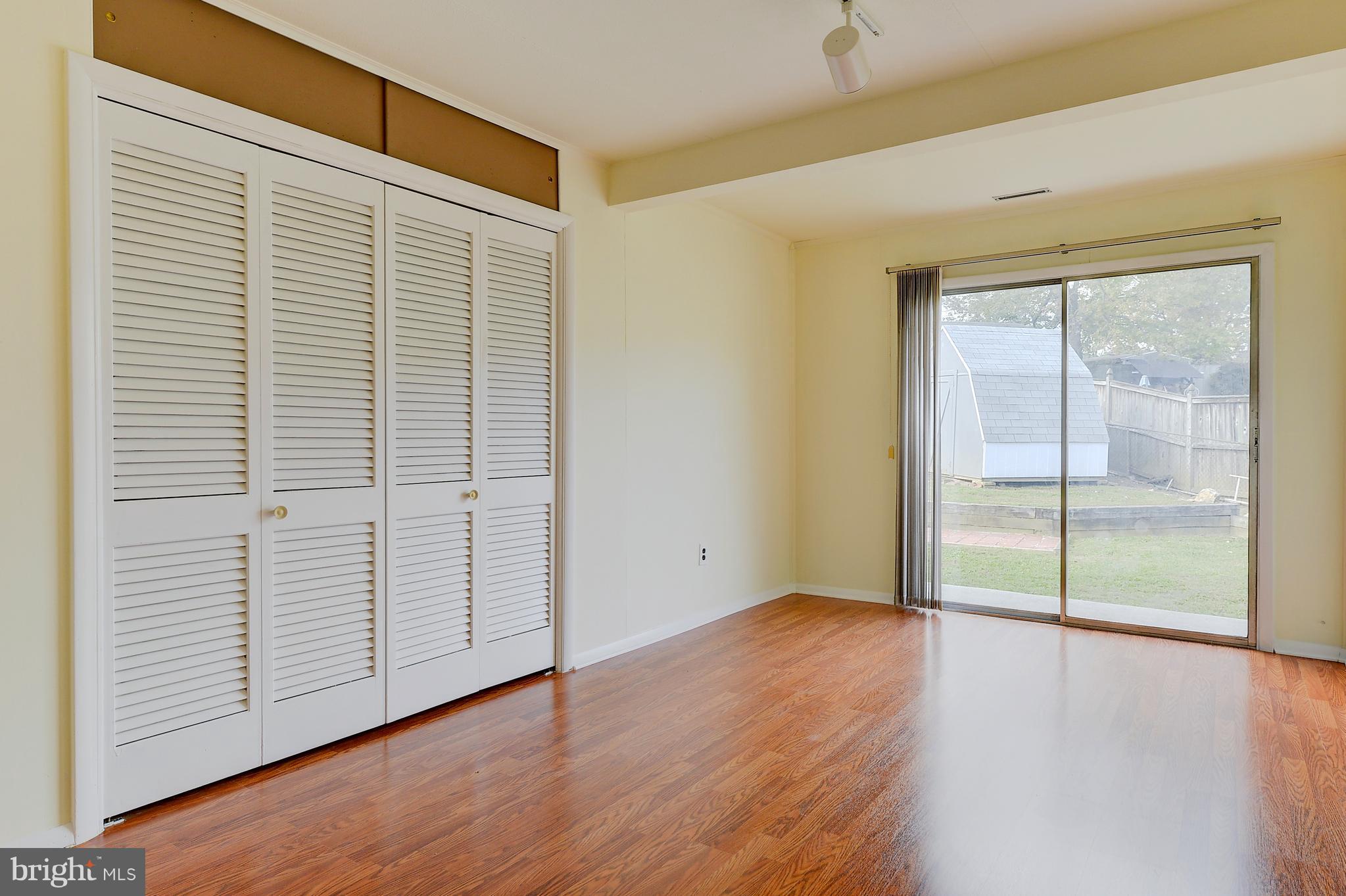 ROCKLAND - Residential