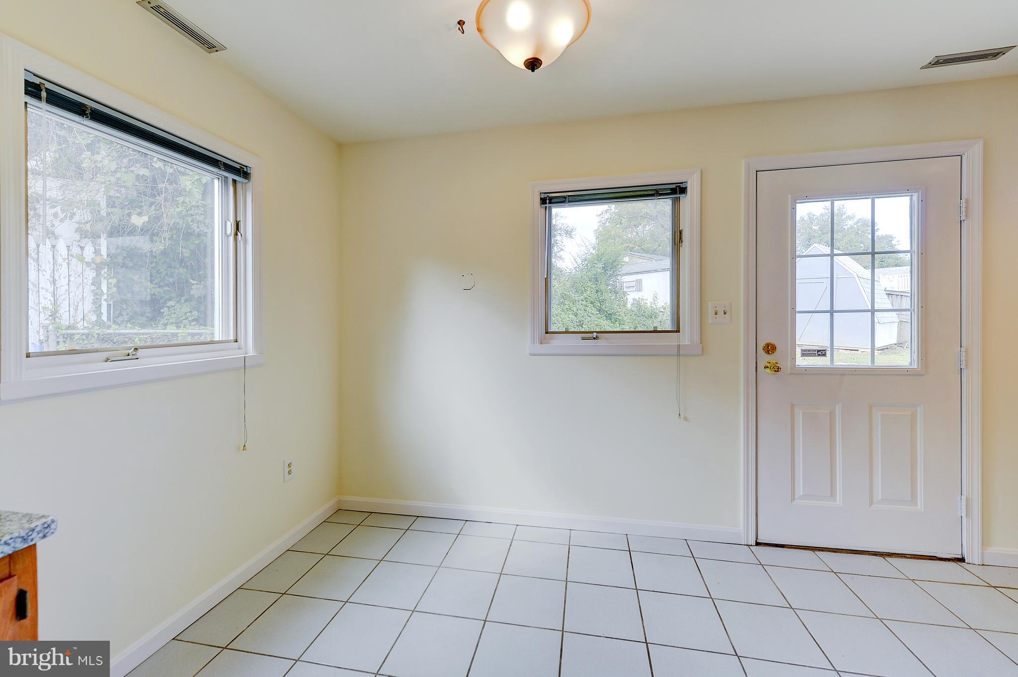 ROCKLAND - Residential