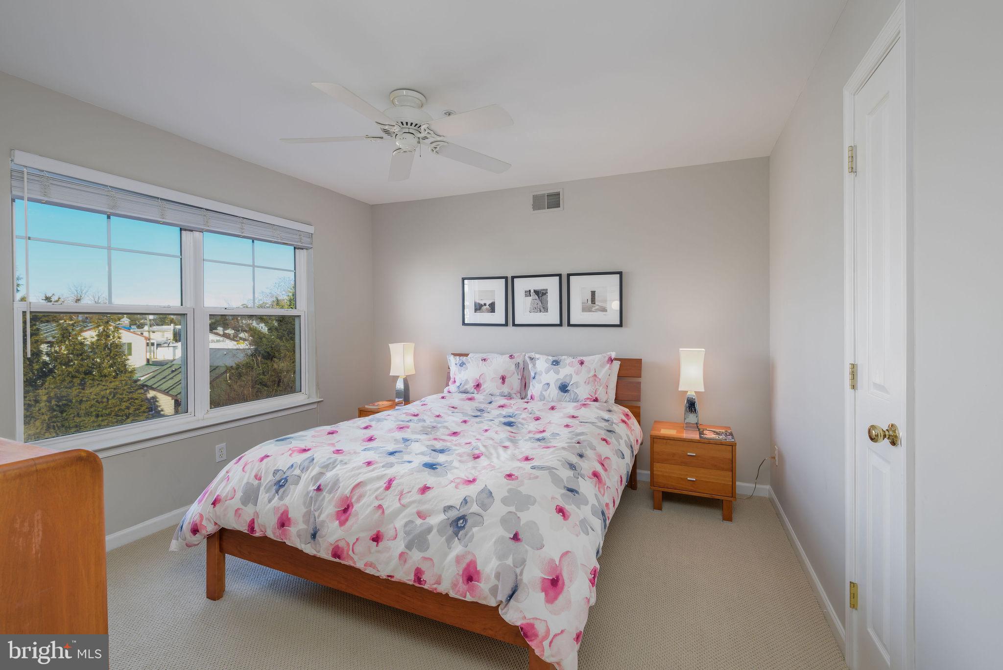 CANAL LANDING - Residential