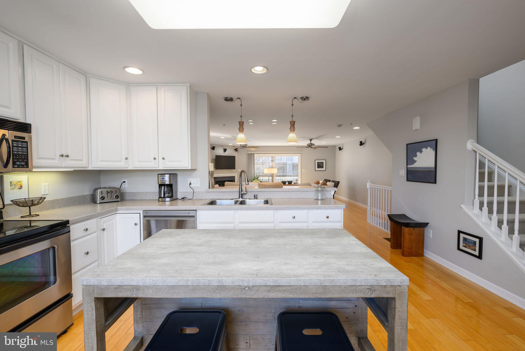 CANAL LANDING - Residential