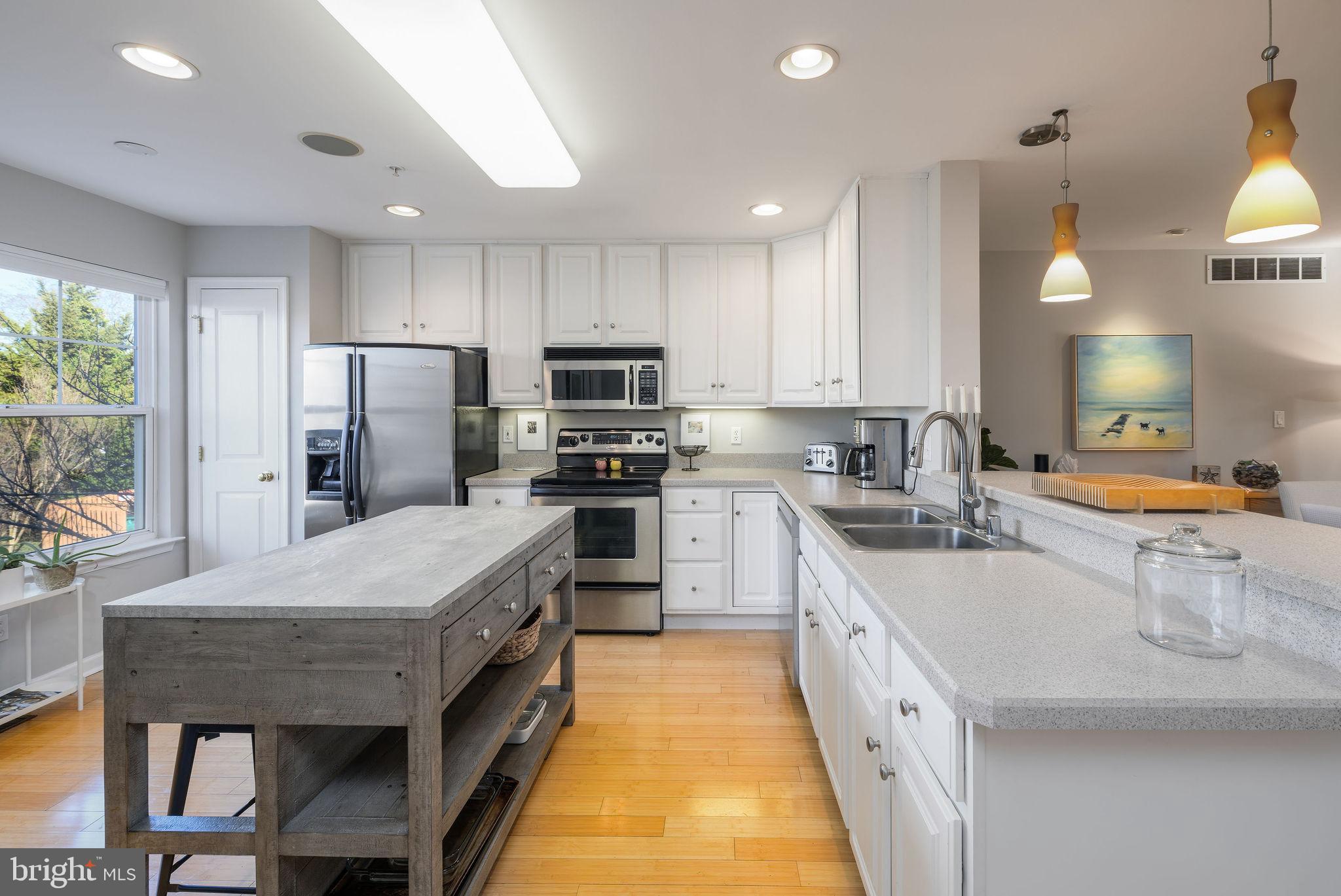 CANAL LANDING - Residential