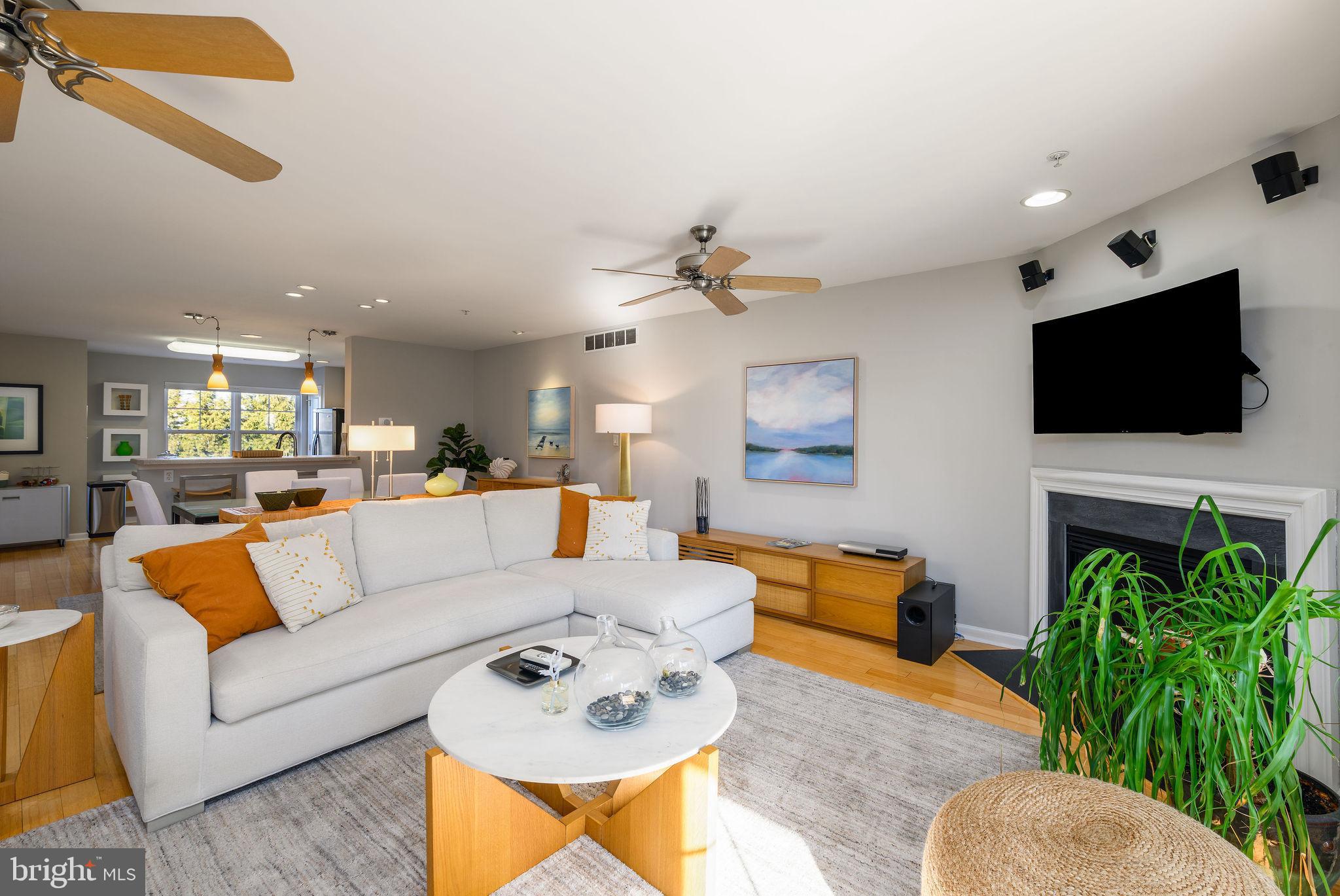 CANAL LANDING - Residential