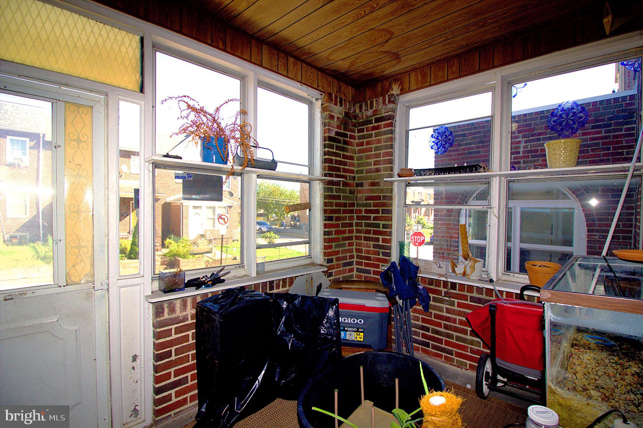 GREEKTOWN - Residential