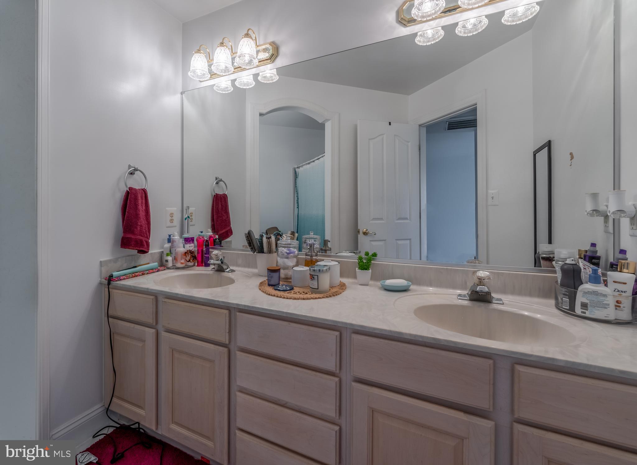 JARRETTSVILLE - Residential