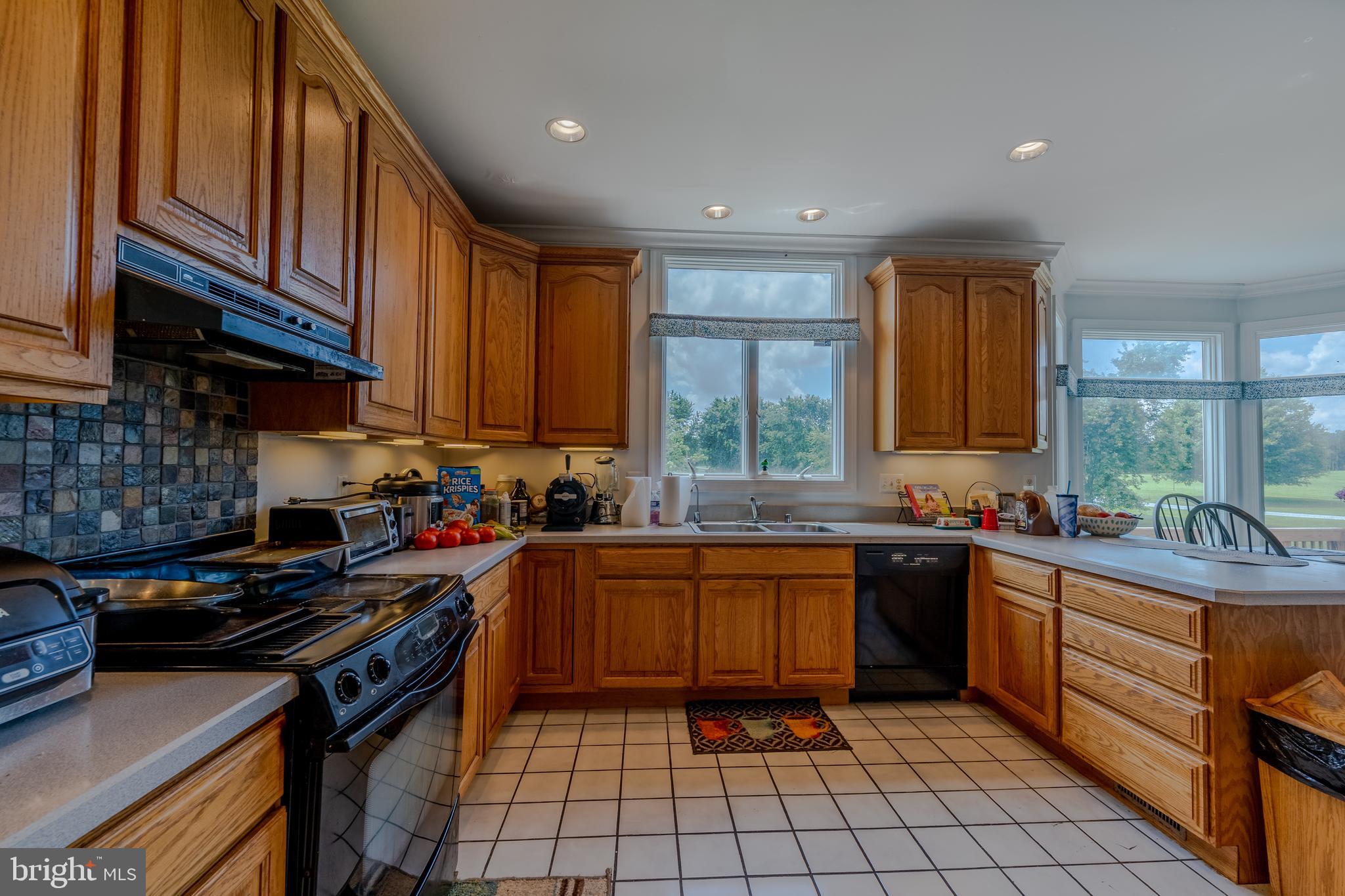 JARRETTSVILLE - Residential