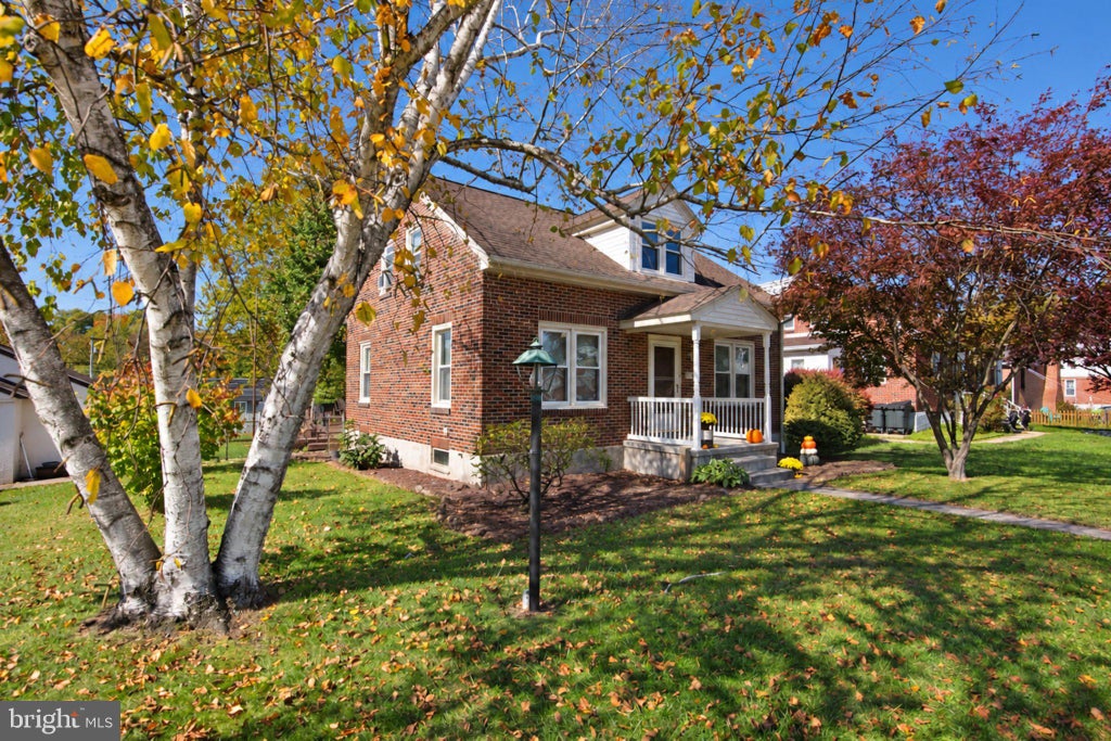 Photo of 138 Elwyn Avenue, SINKING SPRING, PA 19608 (MLS # PABK2079116)