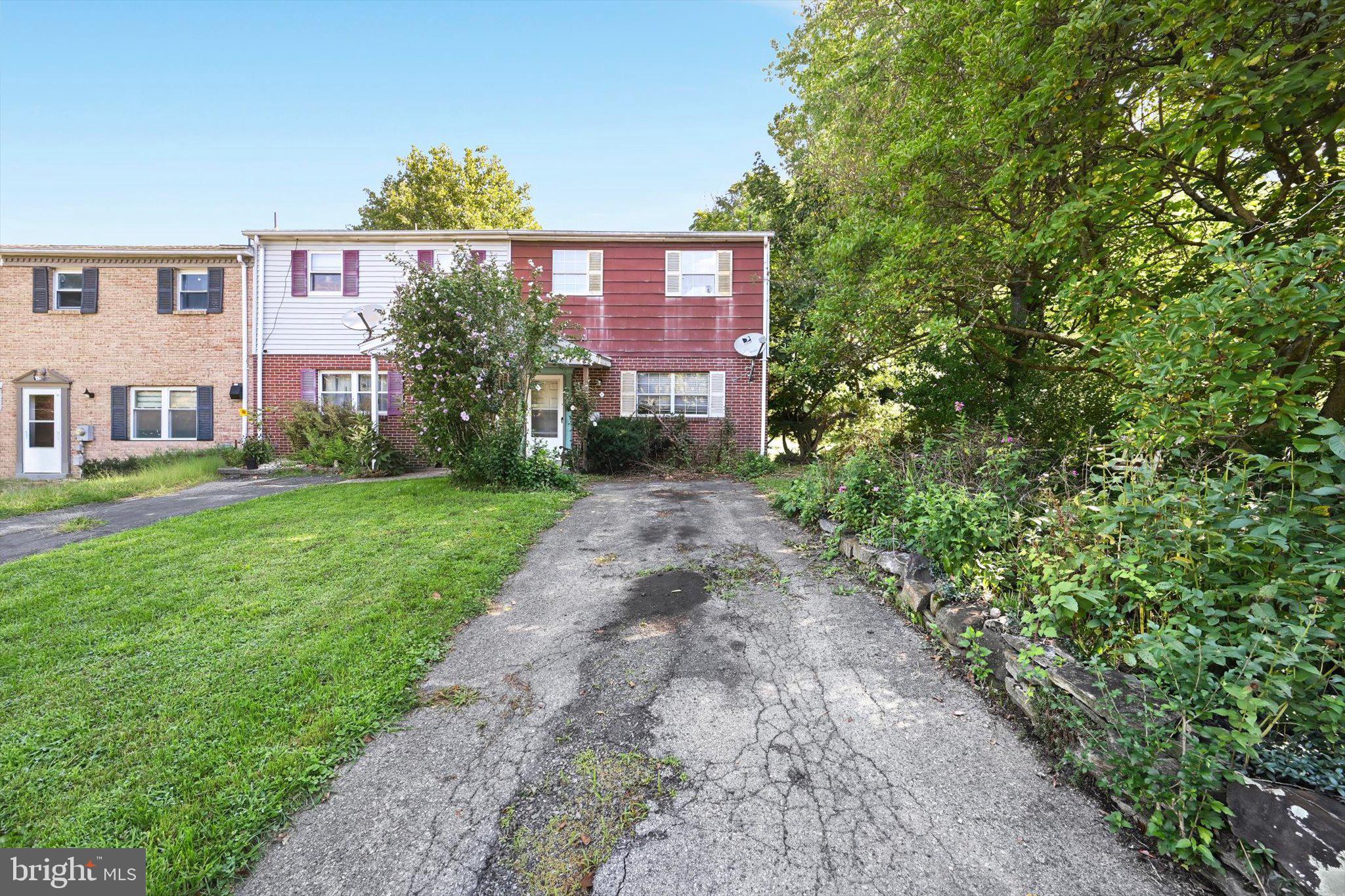 1368 FOX RUN
