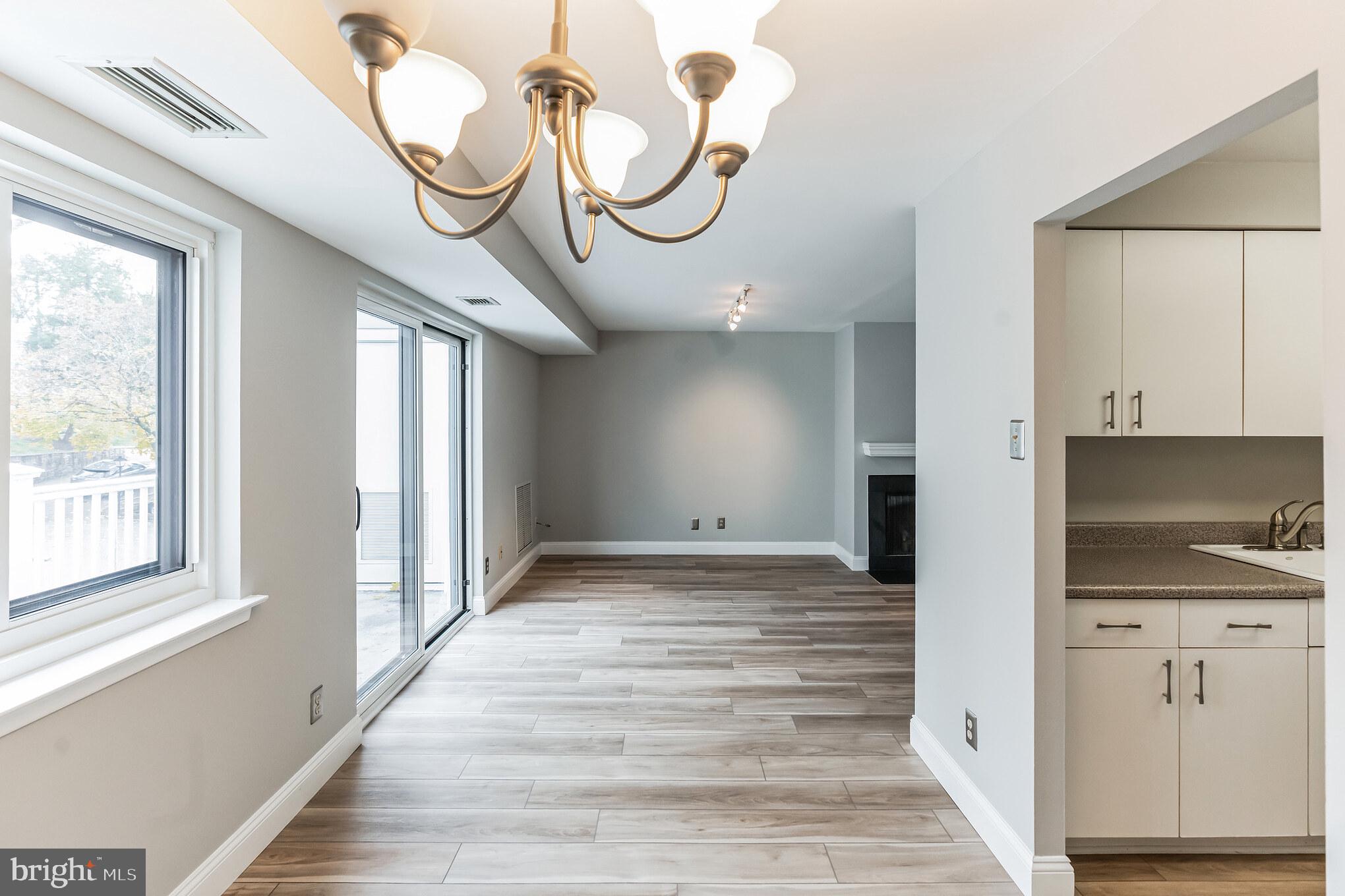OAK HILL ESTATES - Residential