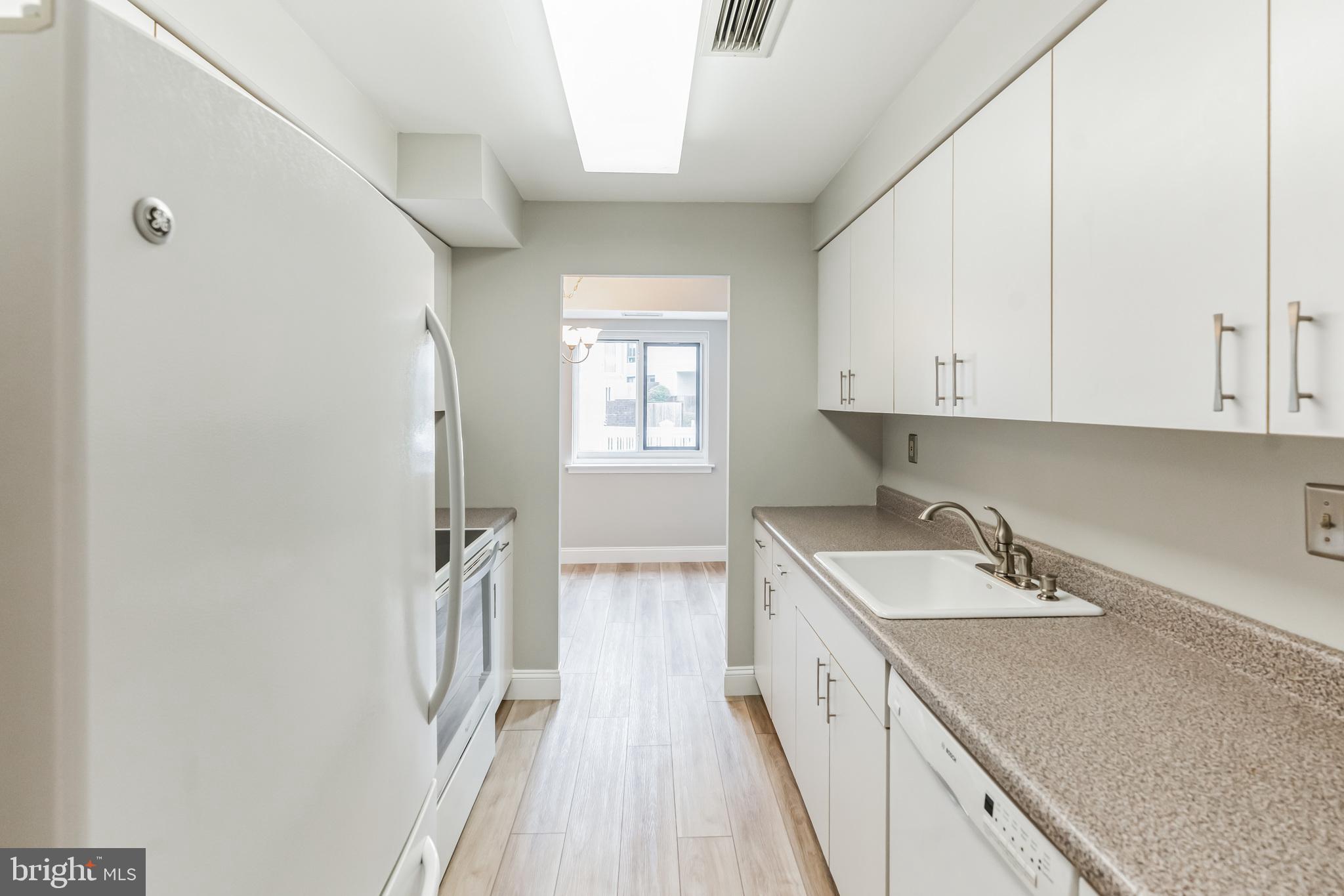 OAK HILL ESTATES - Residential