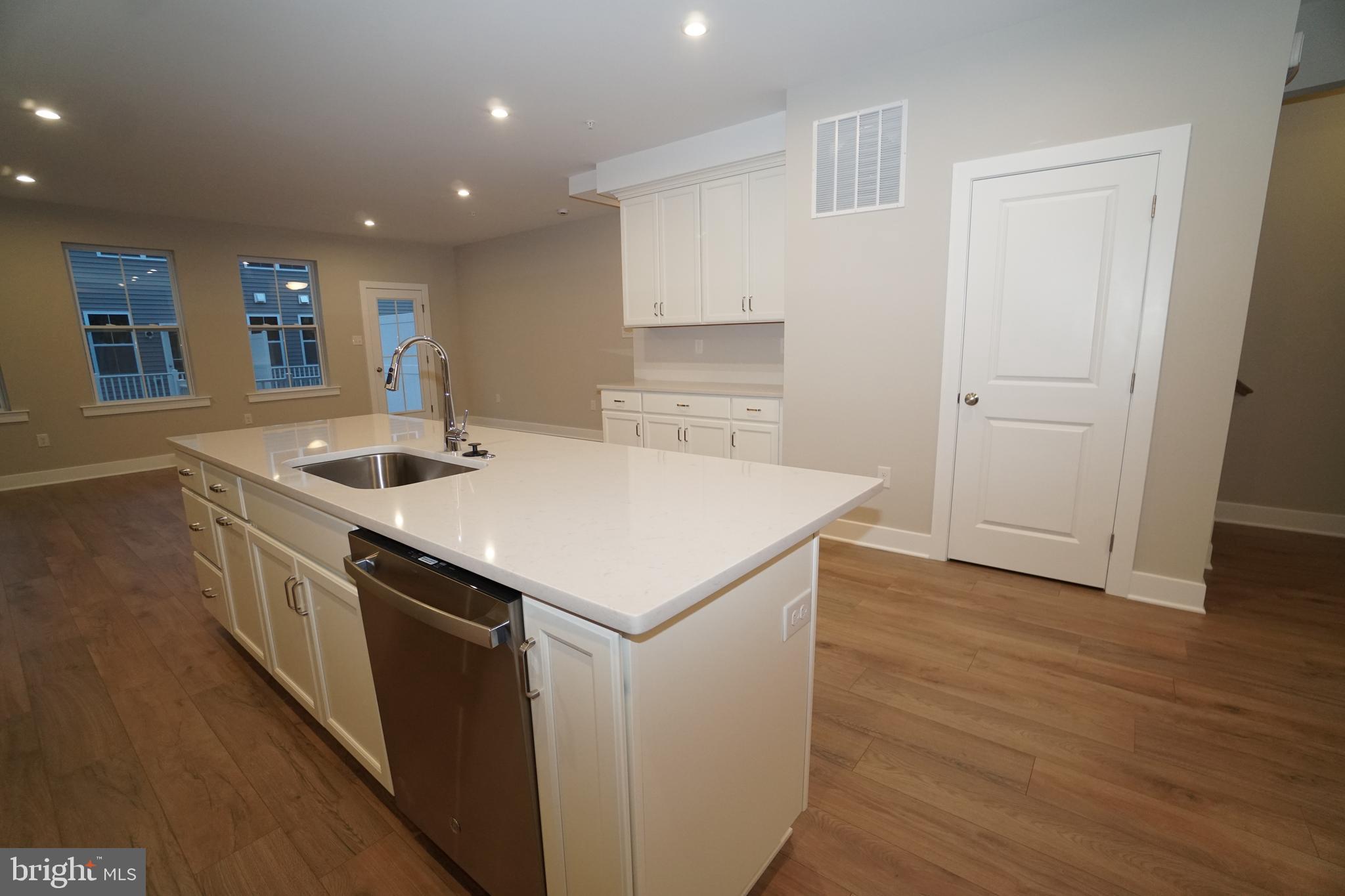 STERLING WALK - Residential Lease