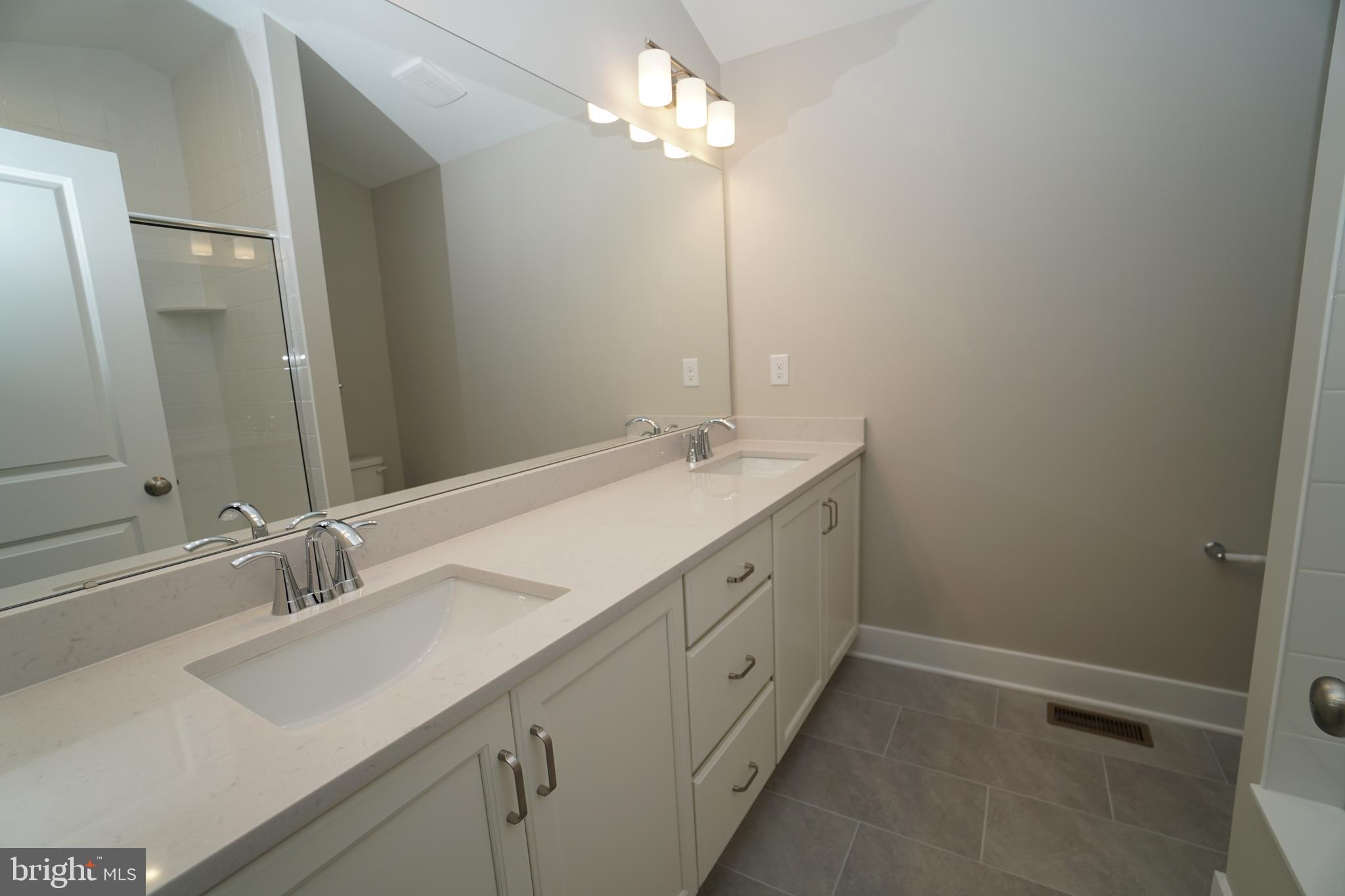 STERLING WALK - Residential Lease