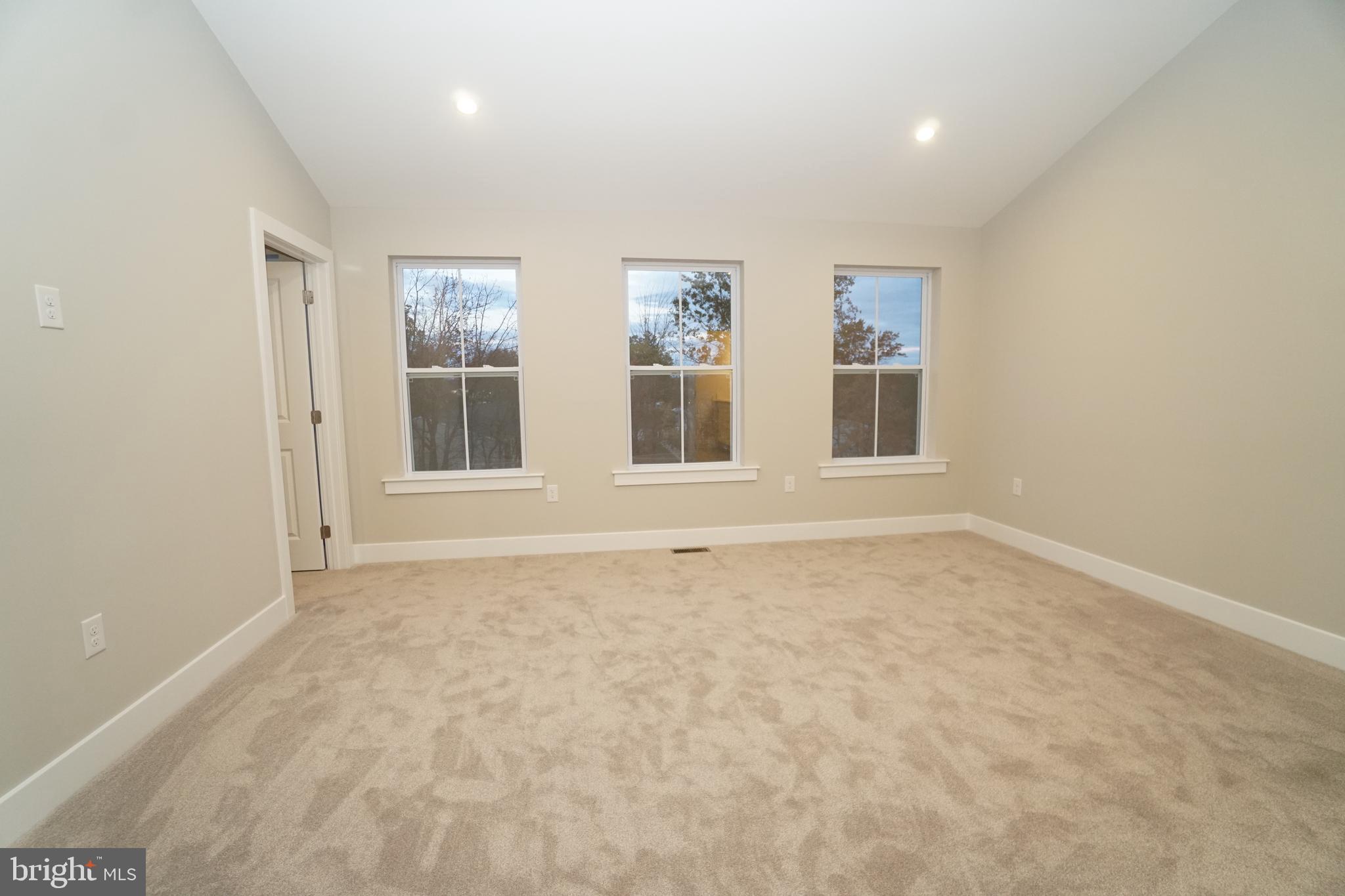 STERLING WALK - Residential Lease