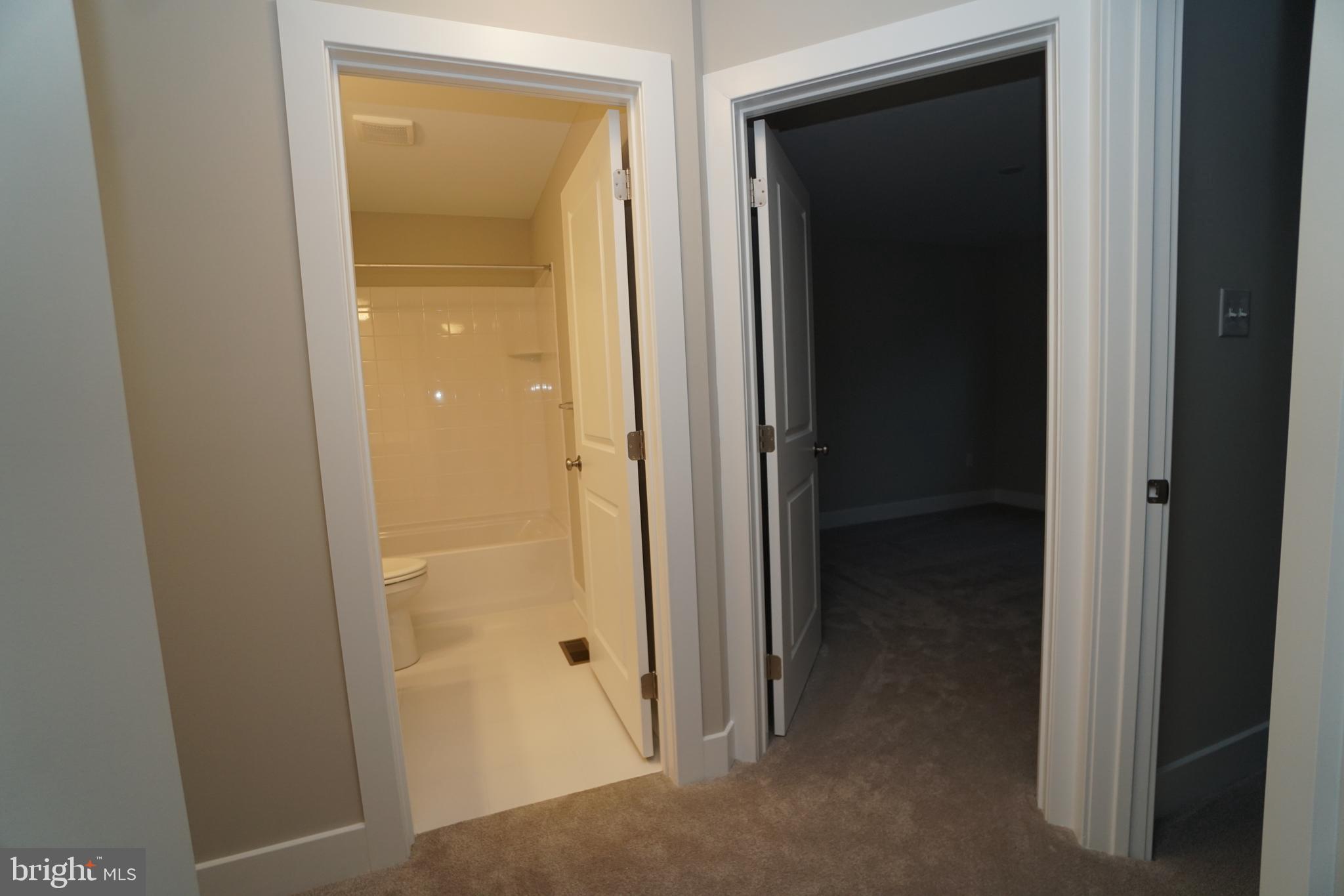 STERLING WALK - Residential Lease