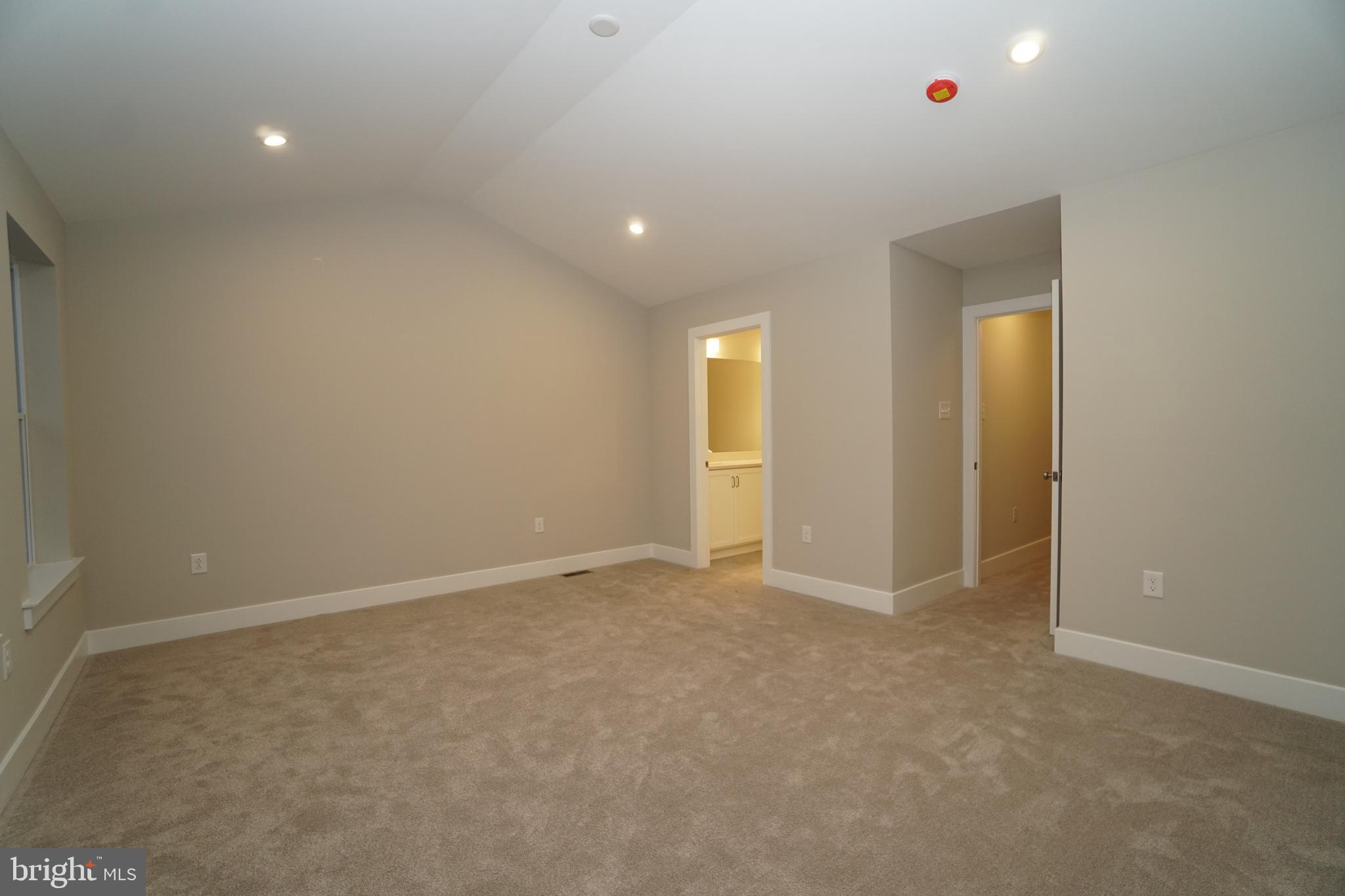 STERLING WALK - Residential Lease