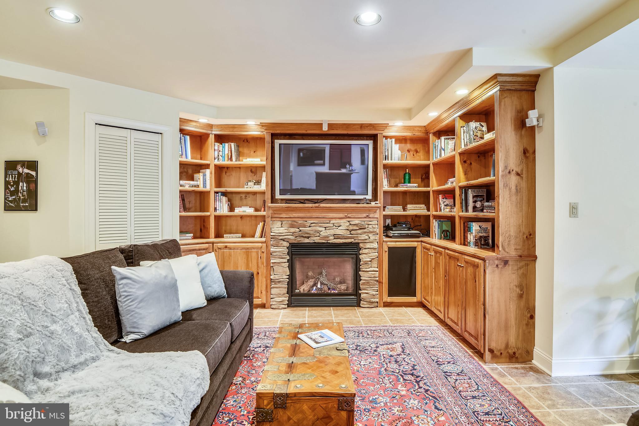 BELVOIR FARMS - Residential