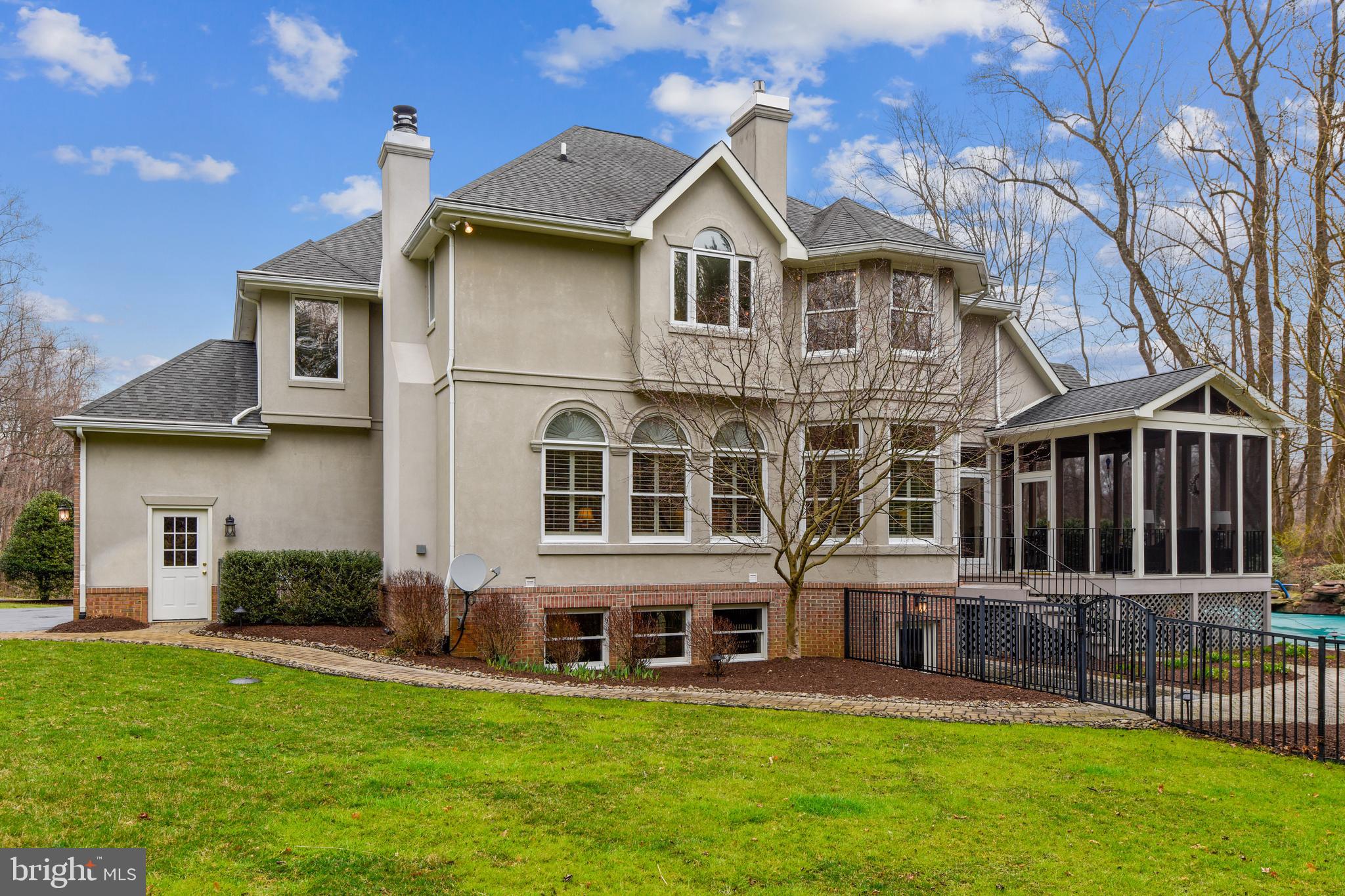 BELVOIR FARMS - Residential