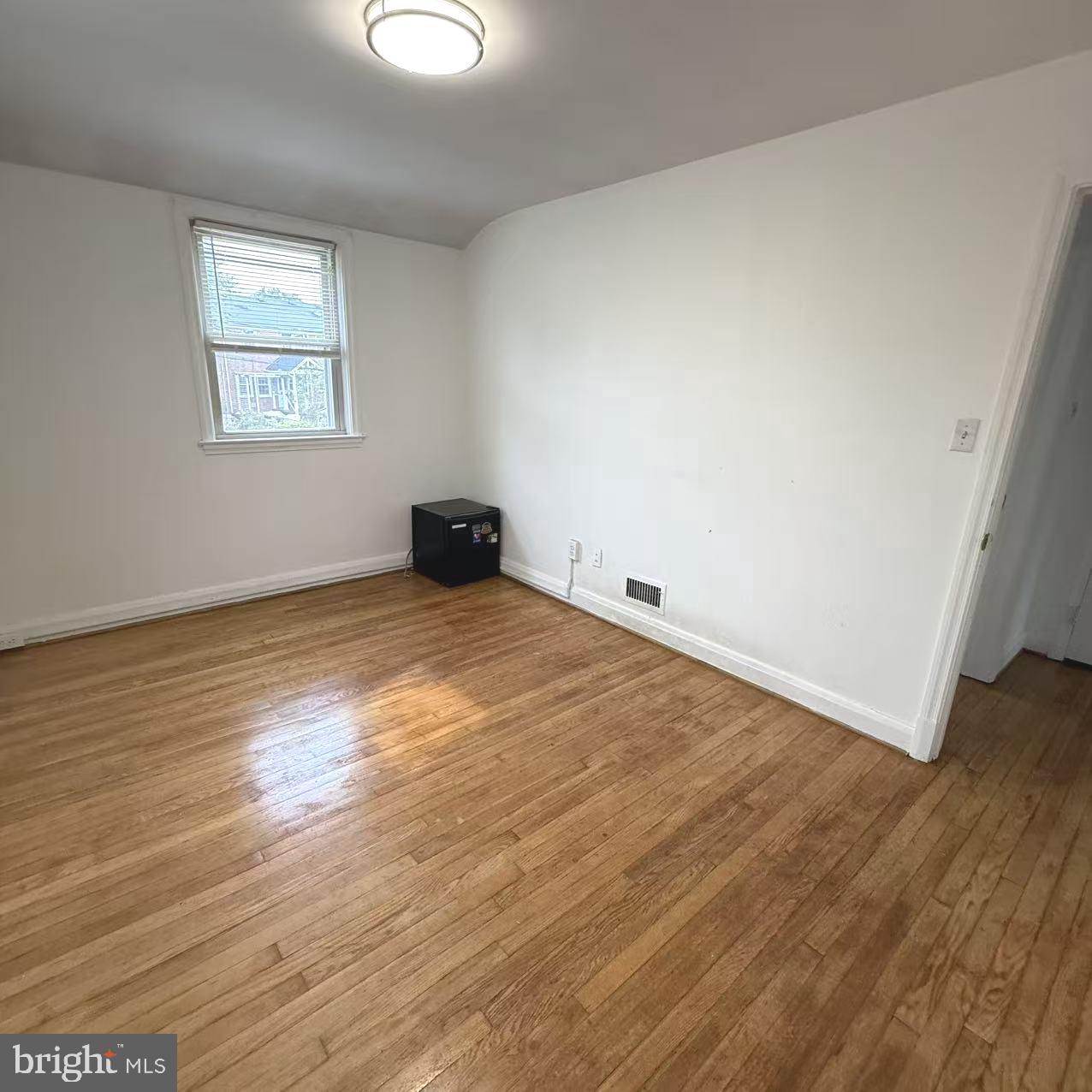 KNETTISHALL - Residential