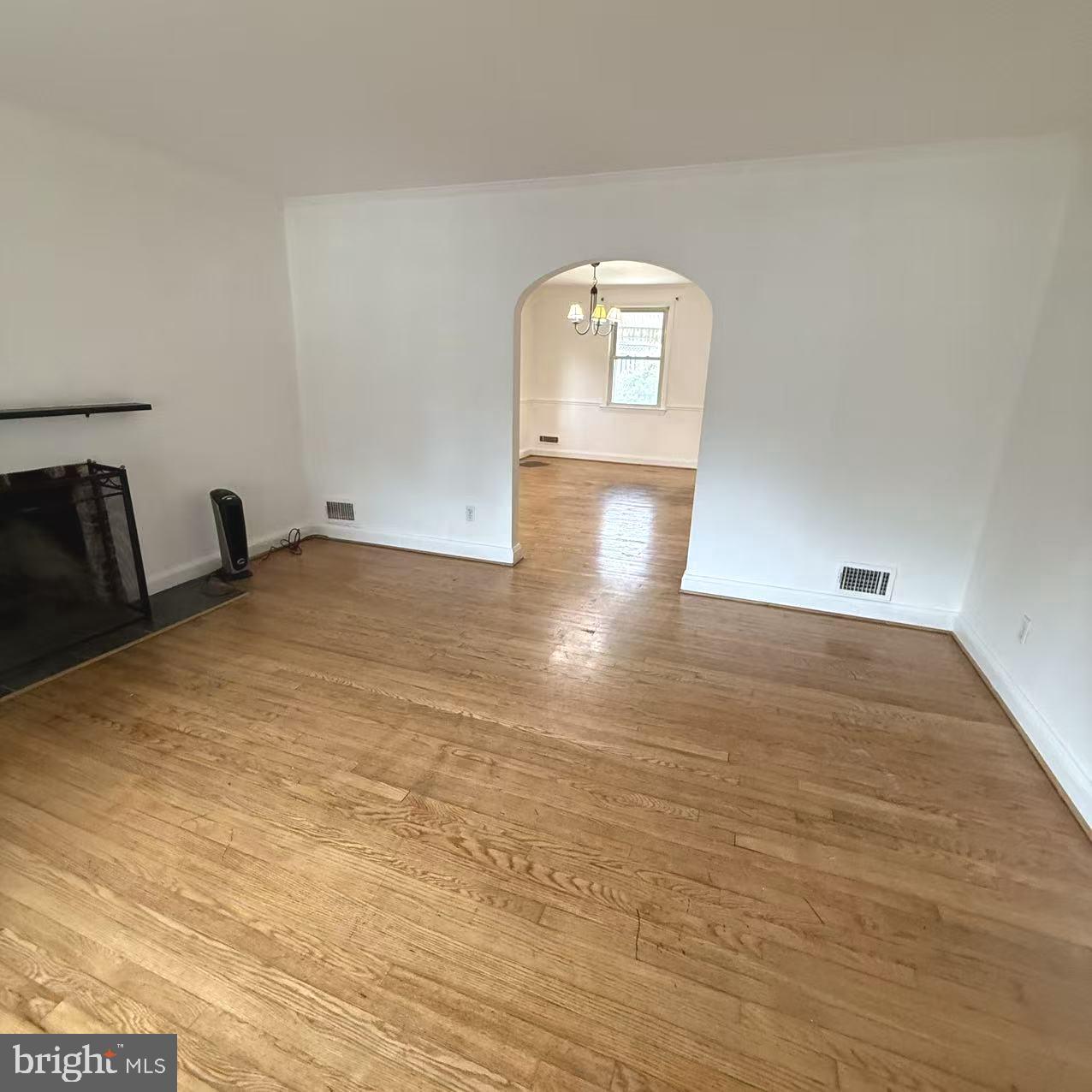 8324 LOCH RAVEN