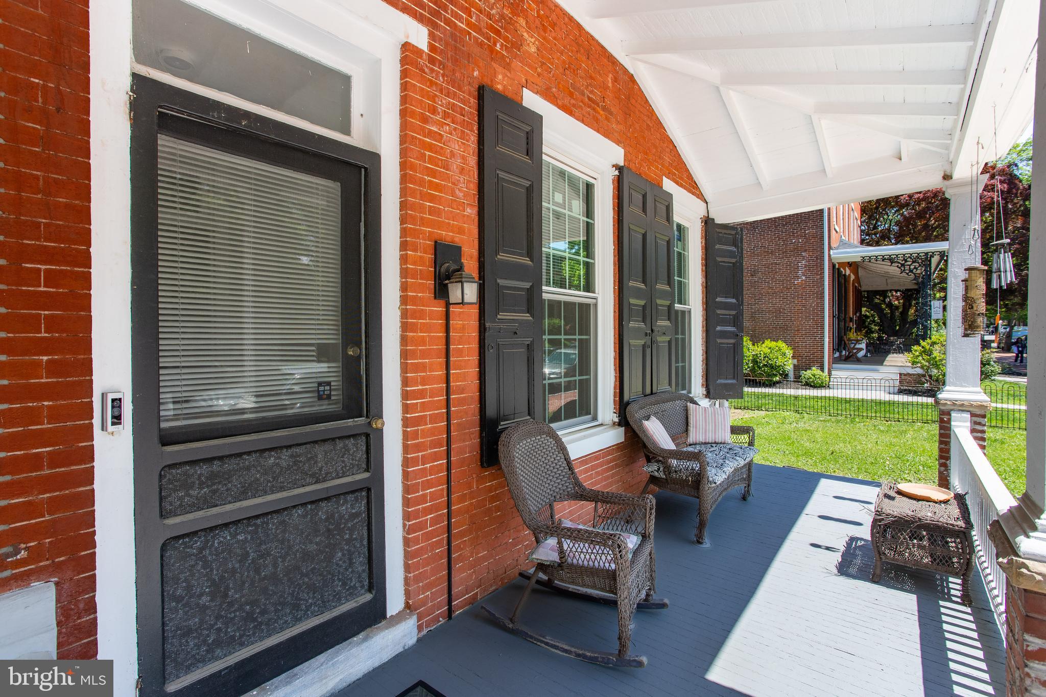 335 W MINER STREET