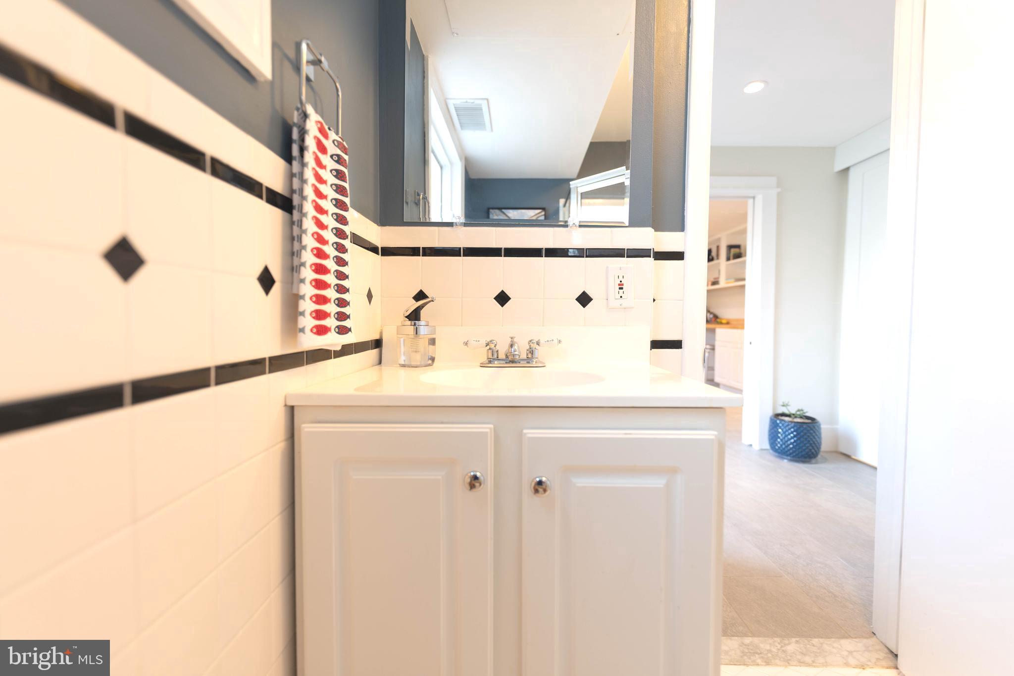 EASTPORT - Residential