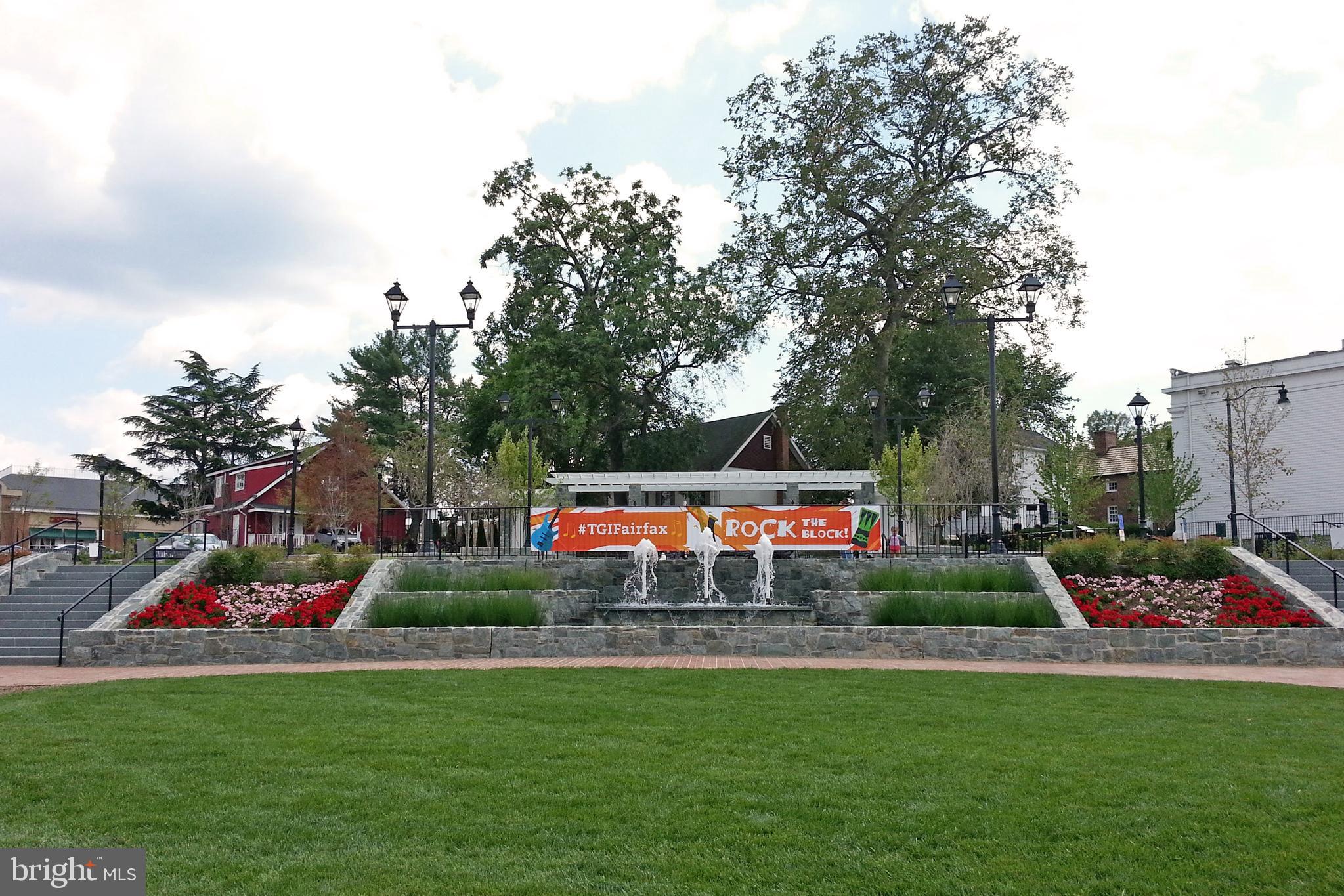 MAPLE HILL - Residential