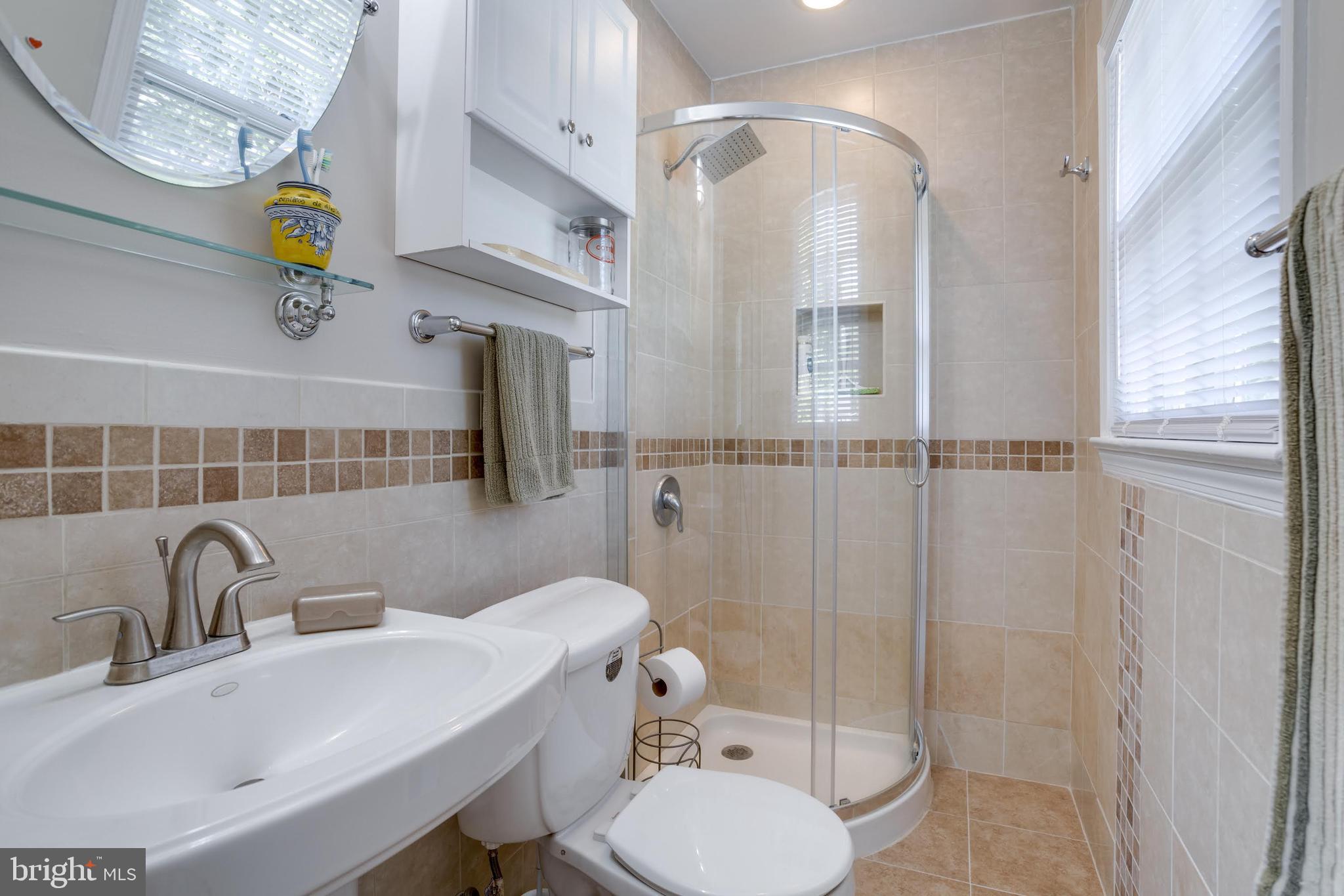 MAPLE HILL - Residential