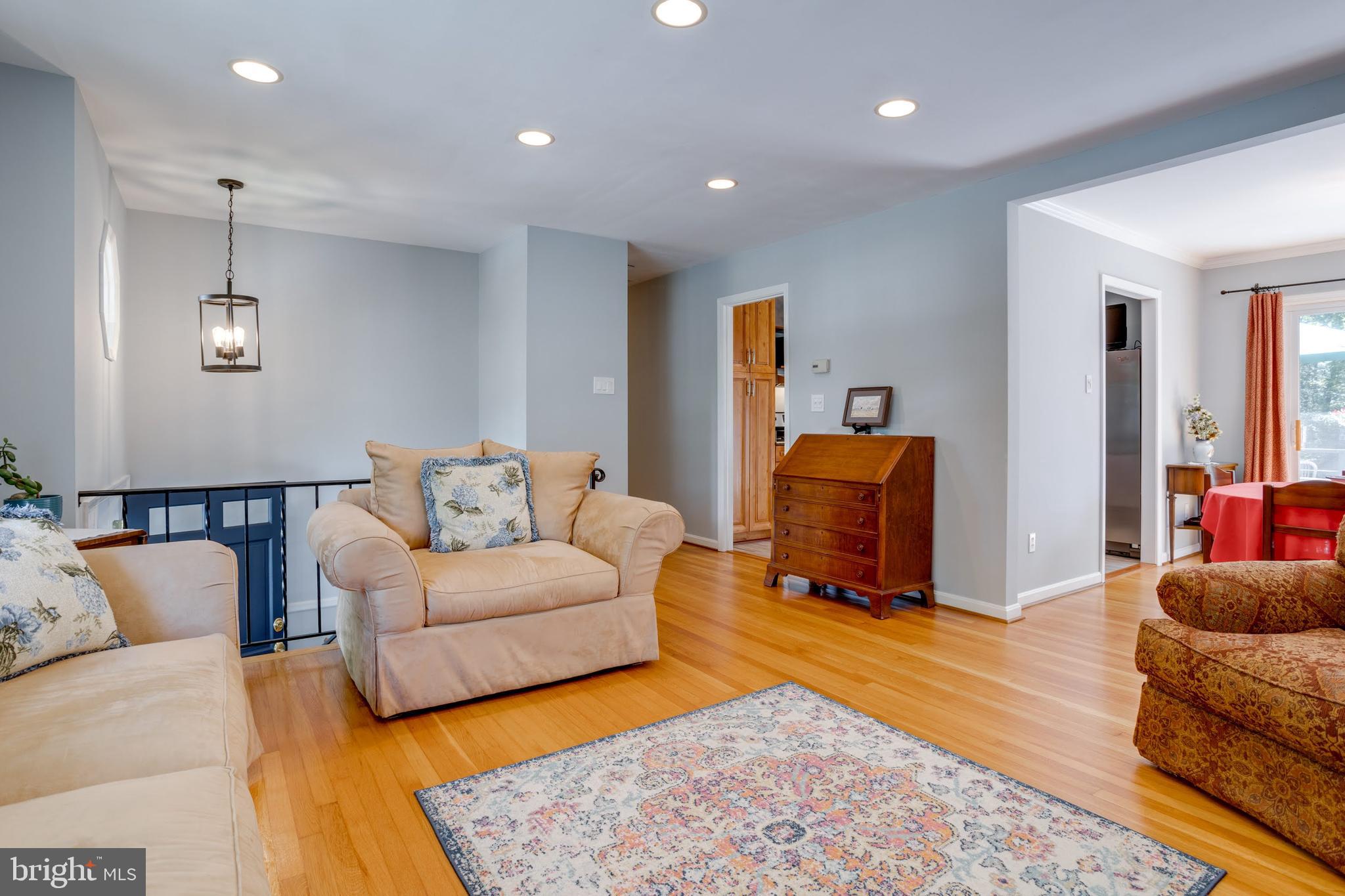 MAPLE HILL - Residential