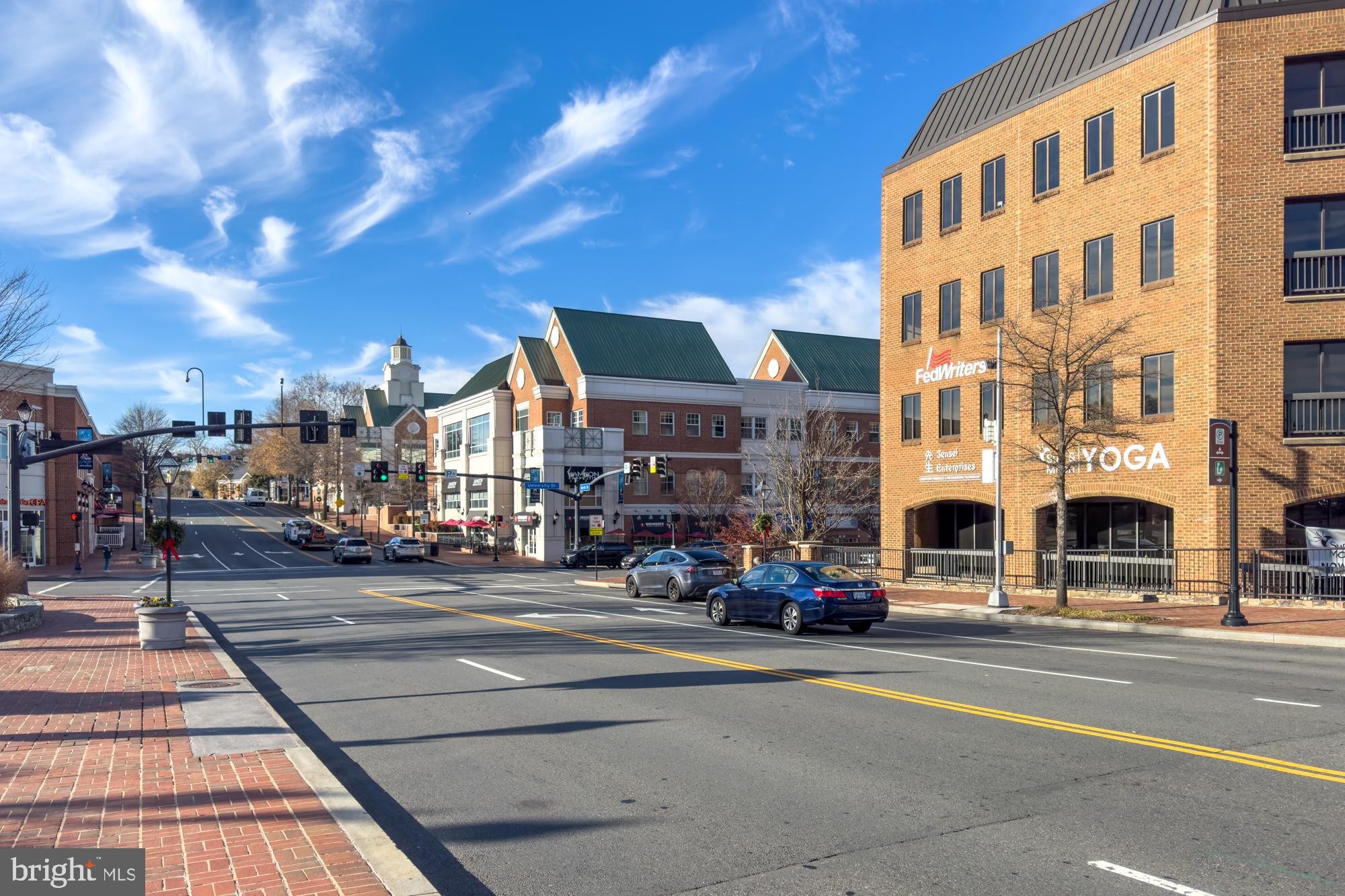 MAPLE HILL - Residential