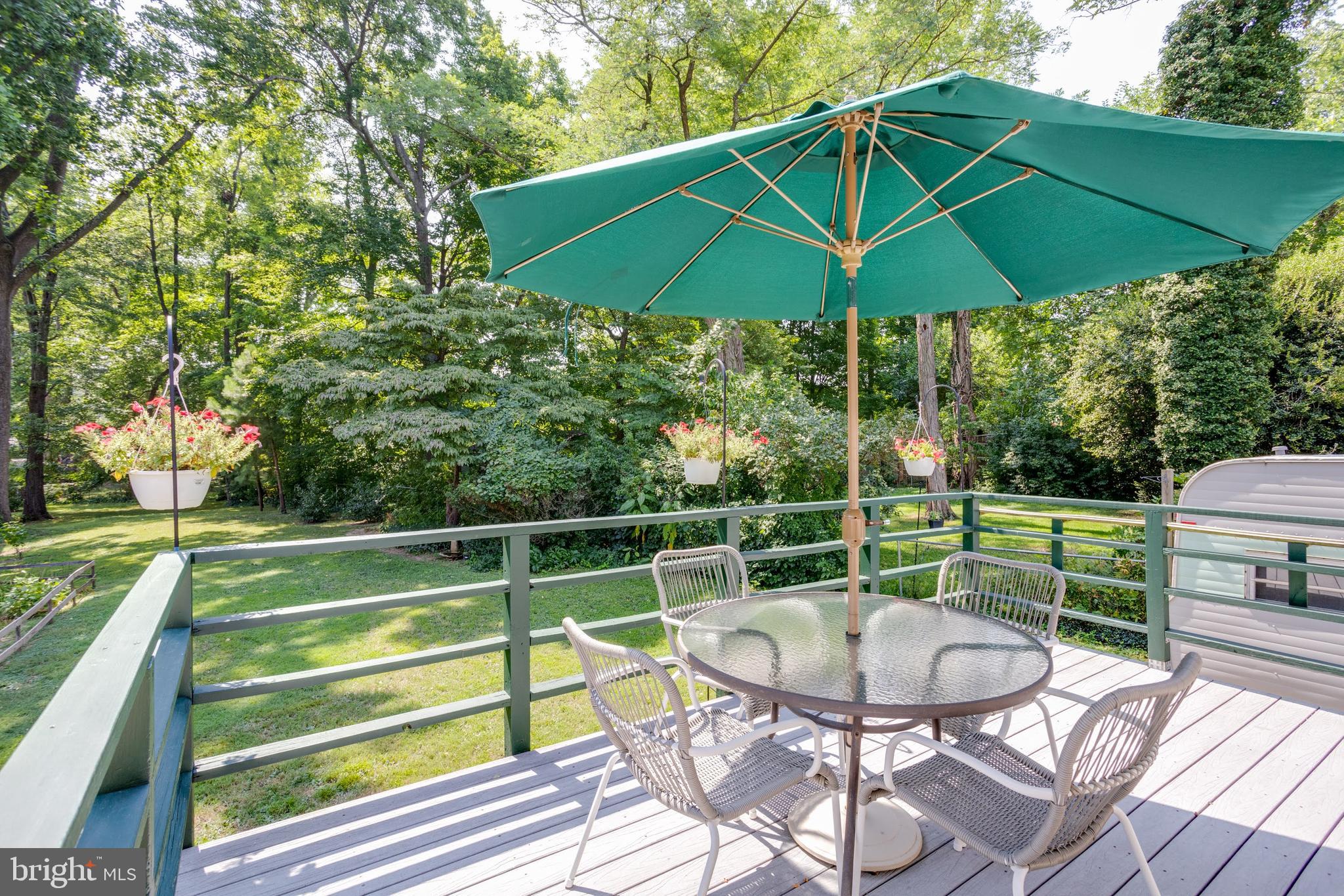 MAPLE HILL - Residential