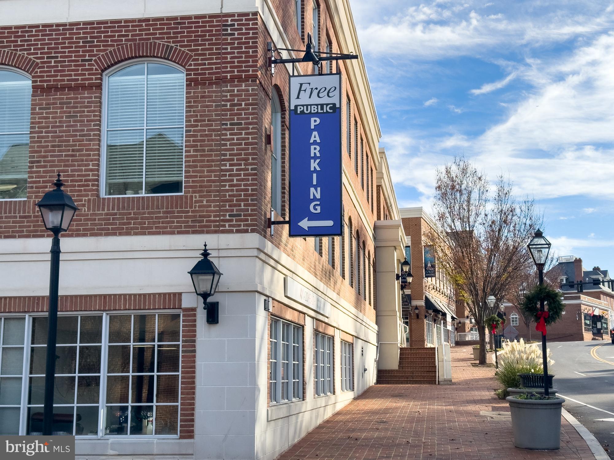 MAPLE HILL - Residential