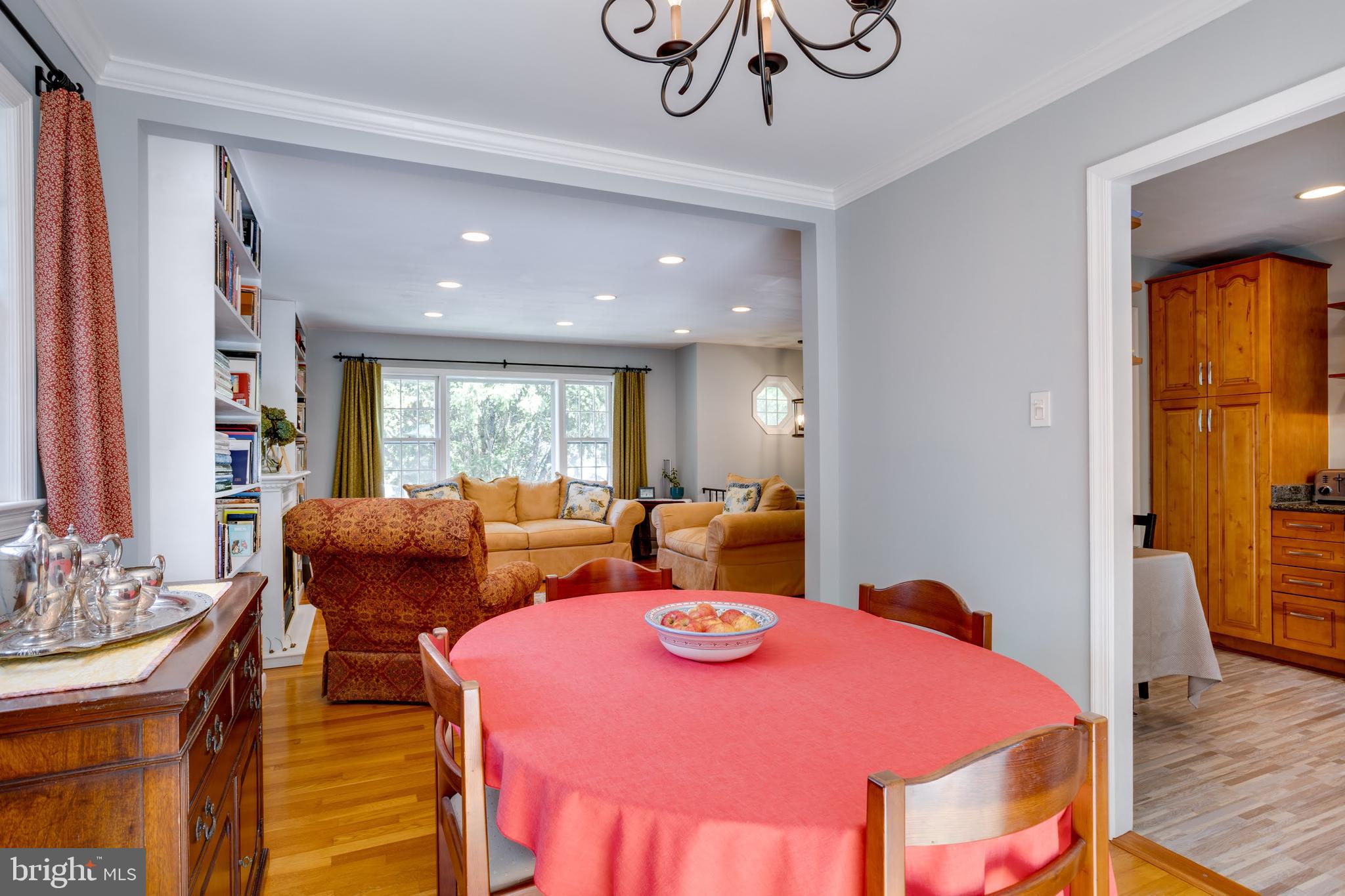 MAPLE HILL - Residential