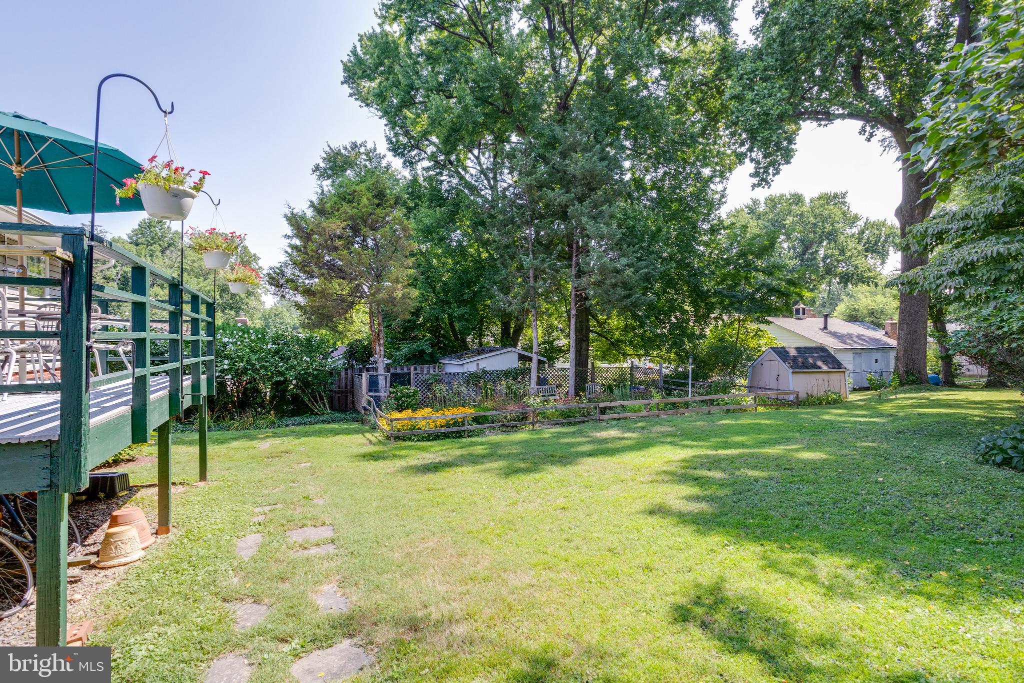 MAPLE HILL - Residential