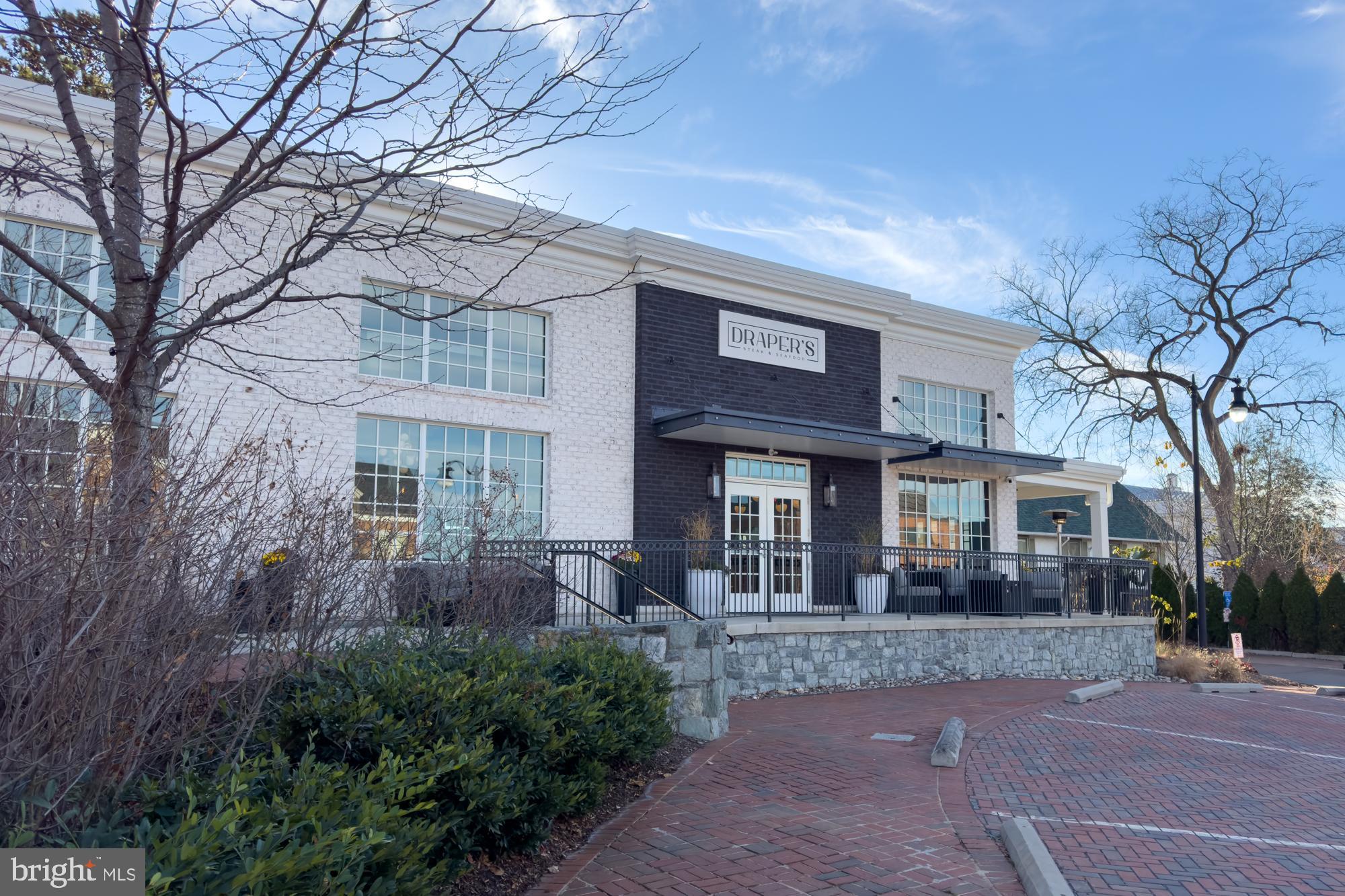 MAPLE HILL - Residential