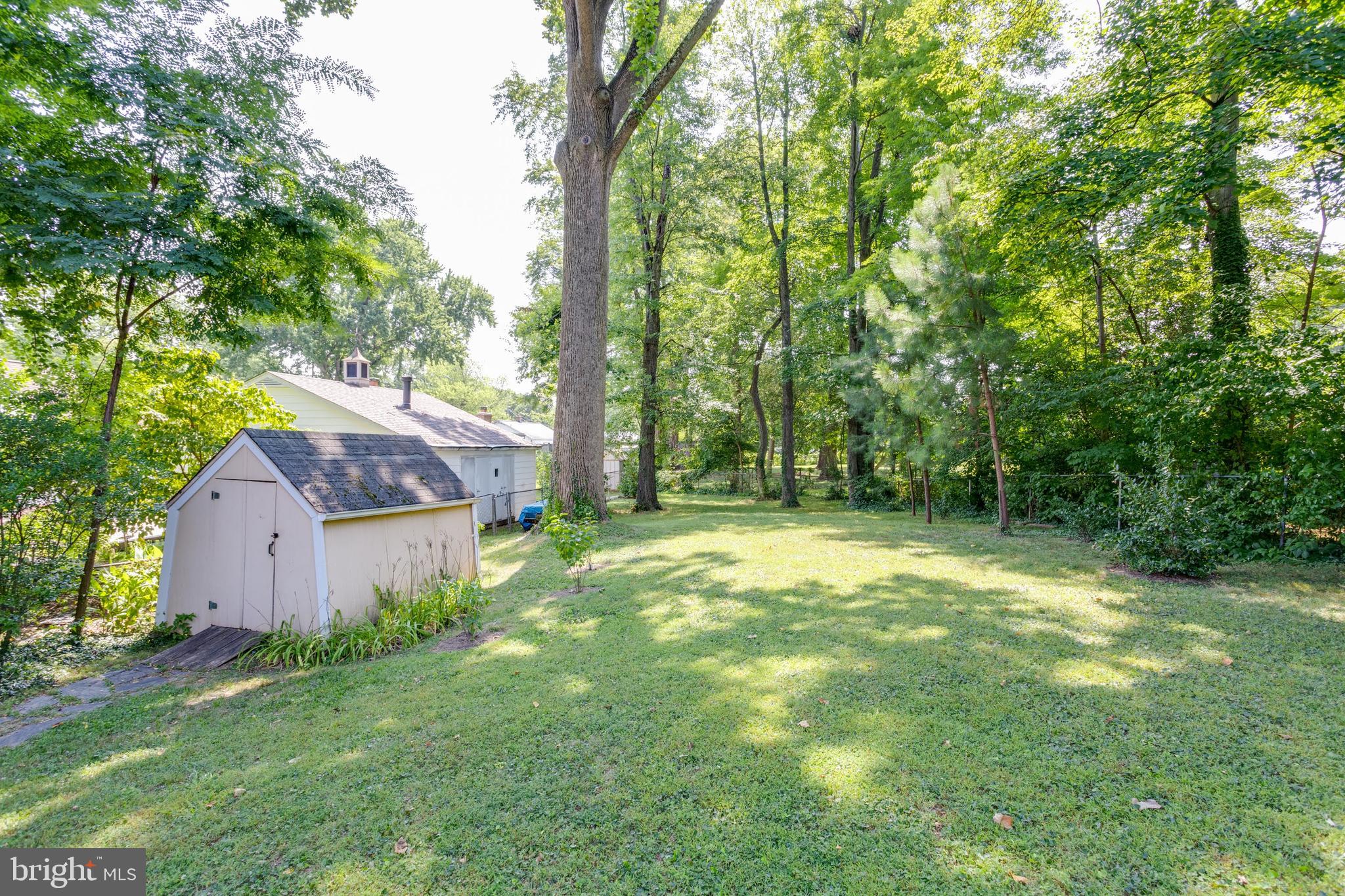 MAPLE HILL - Residential