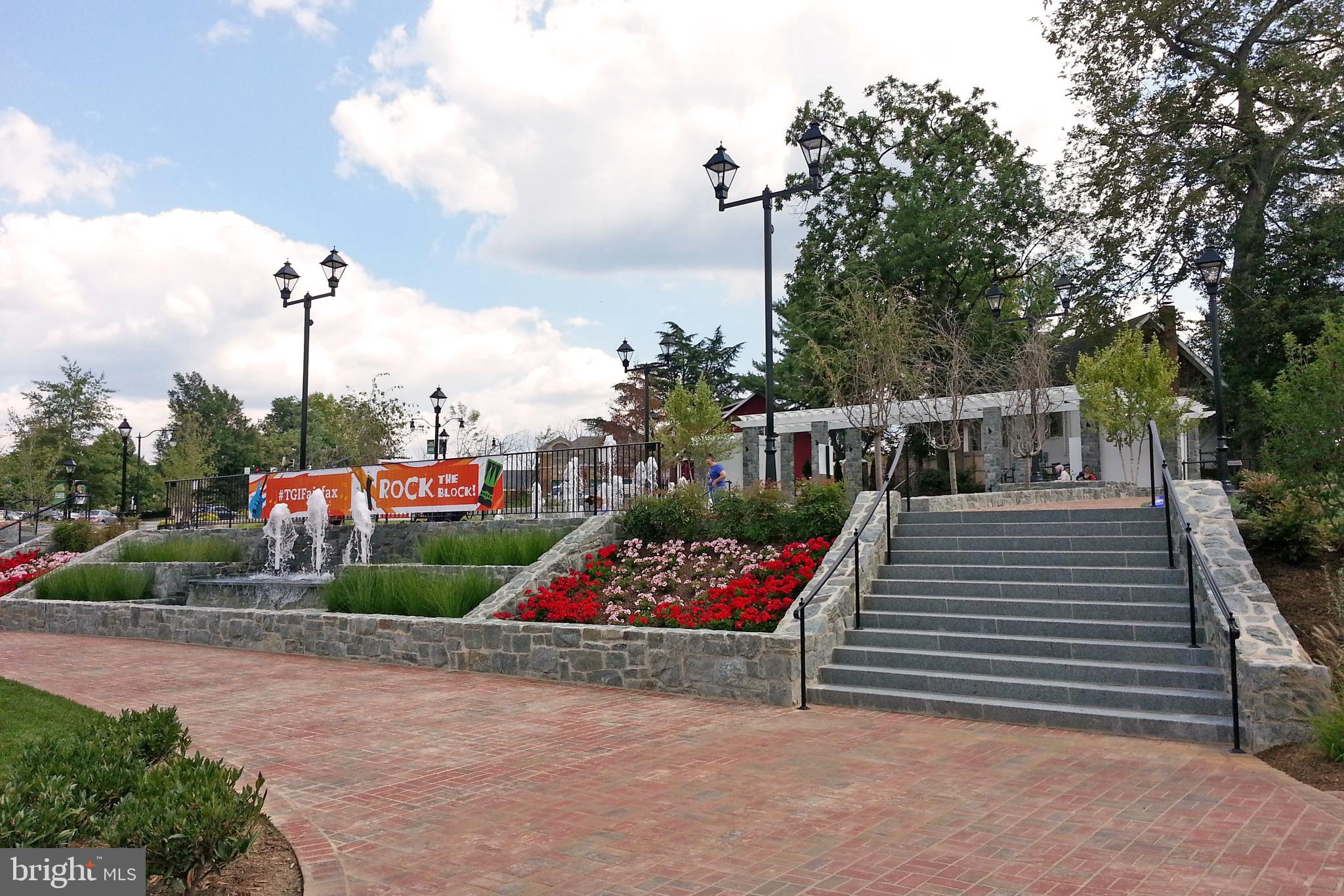 MAPLE HILL - Residential