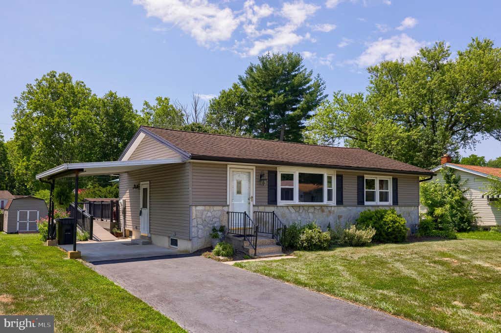 Photo of 2742 Chapel Road, LANCASTER, PA 17603 (MLS # PALA2091896)