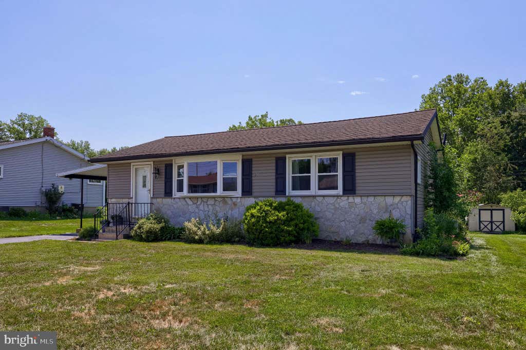 Photo of 2742 Chapel Road, LANCASTER, PA 17603 (MLS # PALA2091896)