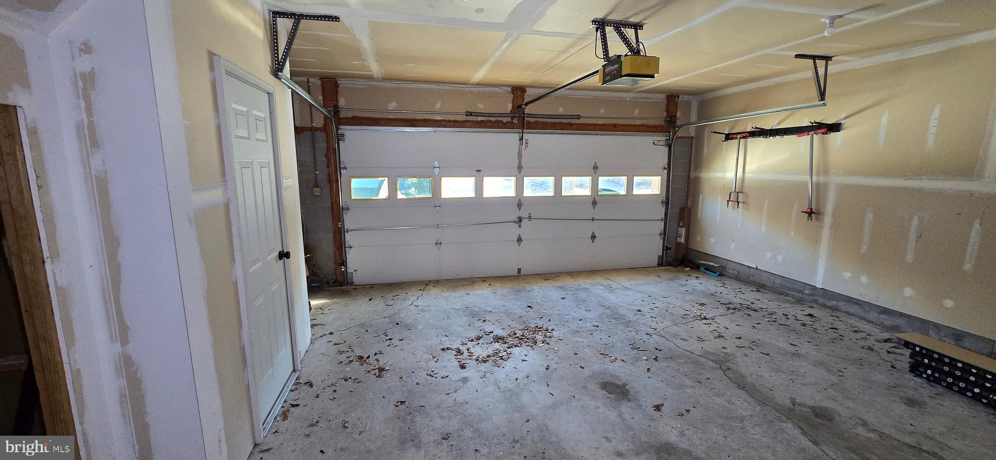 LYONS GATE - Residential Lease