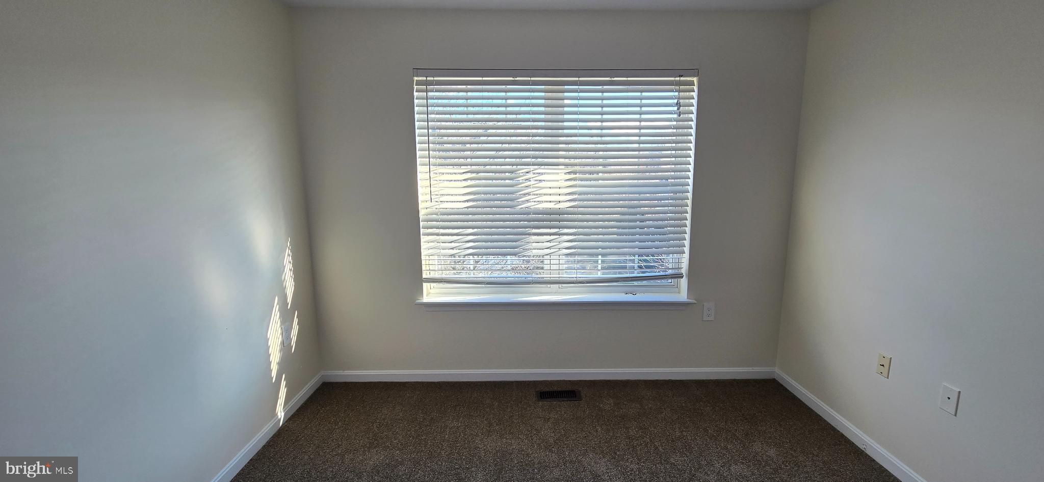 LYONS GATE - Residential Lease