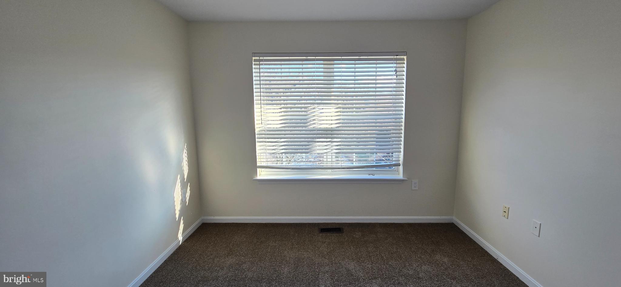 LYONS GATE - Residential Lease