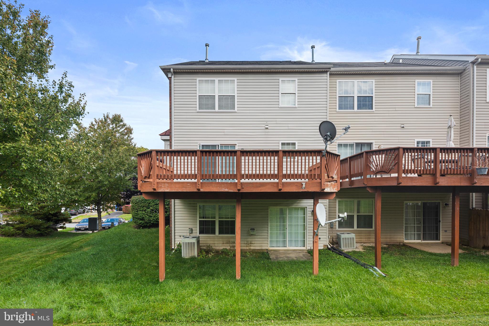 LYONS GATE - Residential Lease