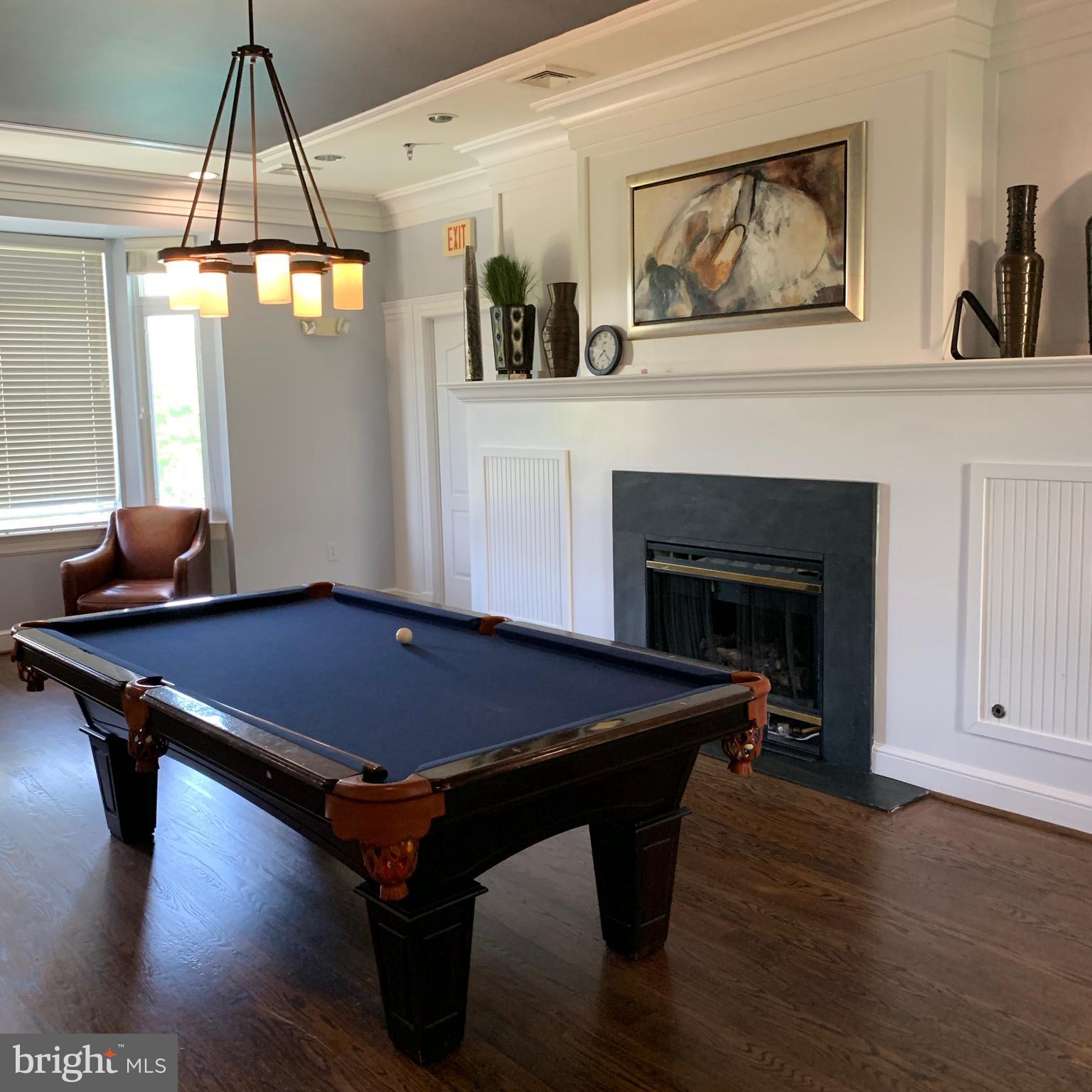 POTOMAC POINTE CONDOMINI - Residential Lease