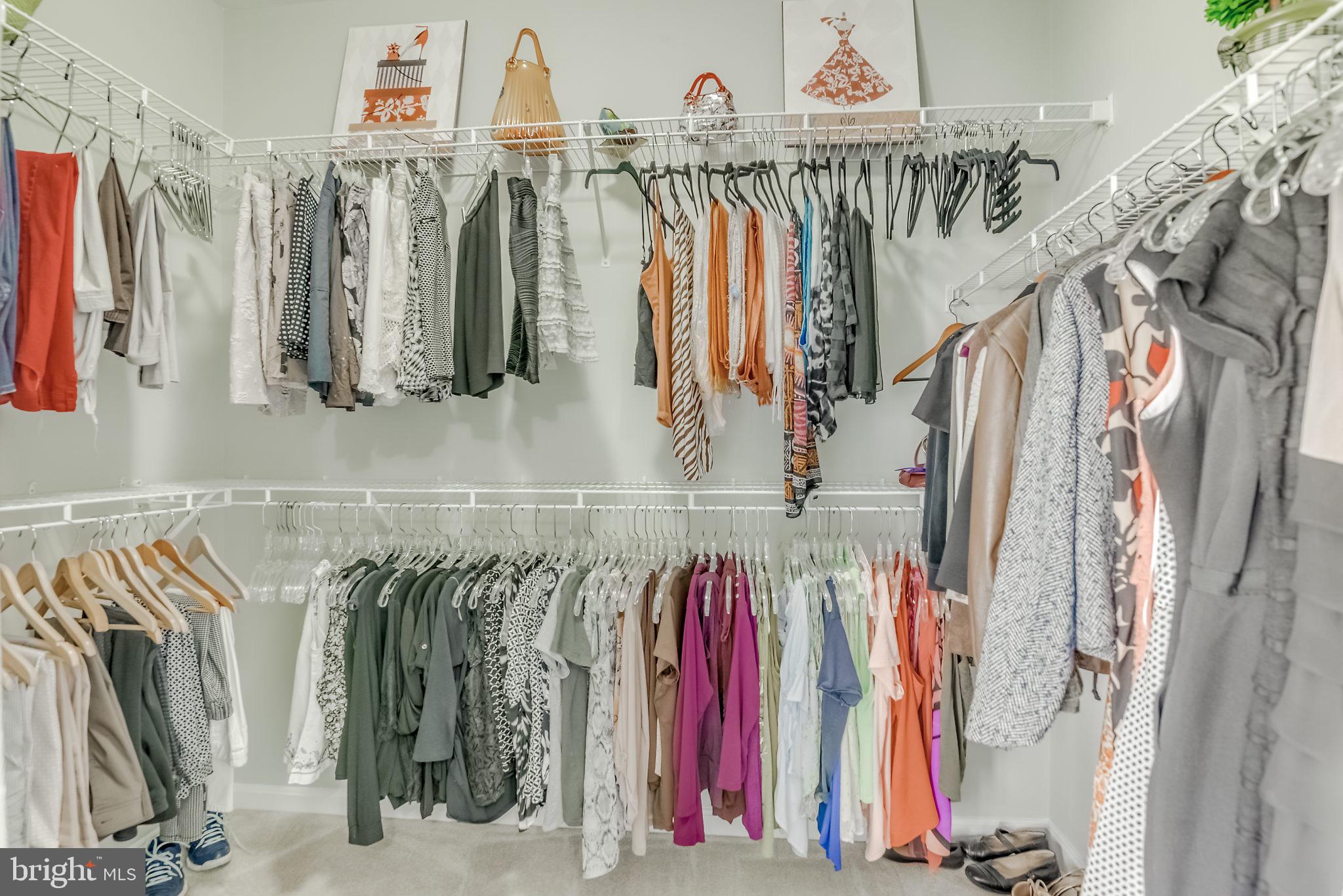 POTOMAC POINTE CONDOMINI - Residential Lease