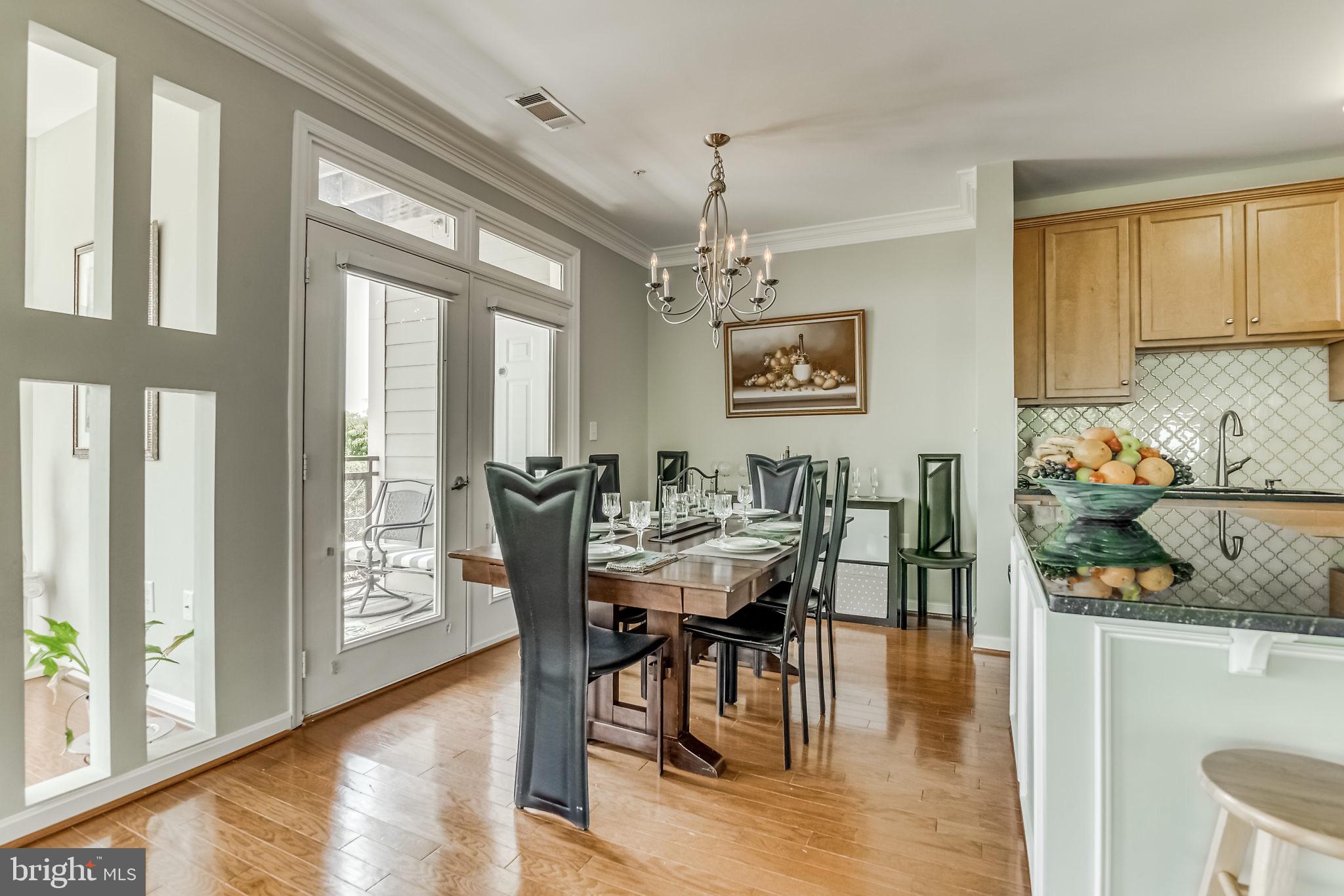 POTOMAC POINTE CONDOMINI - Residential Lease