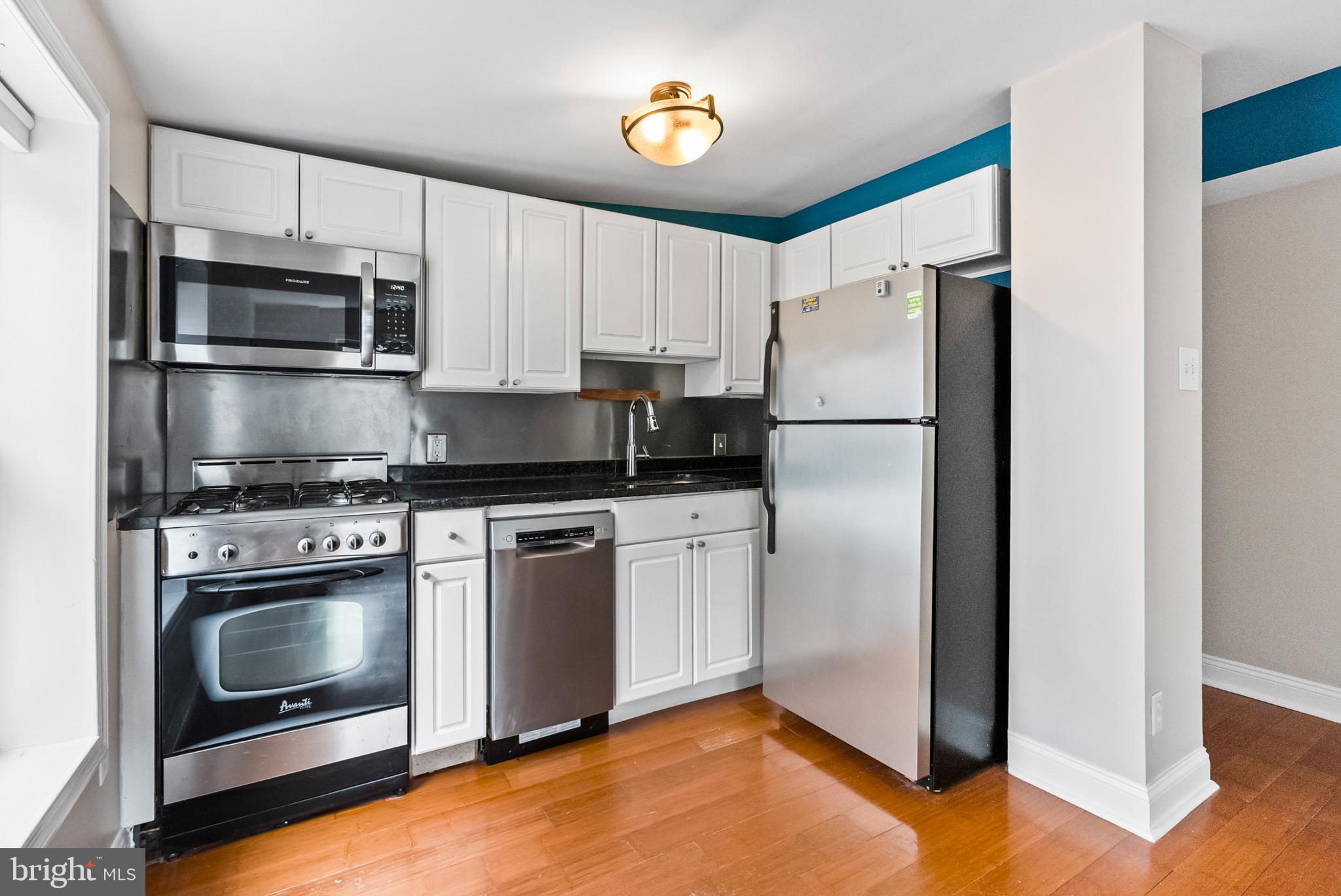 FAIRMOUNT - Residential