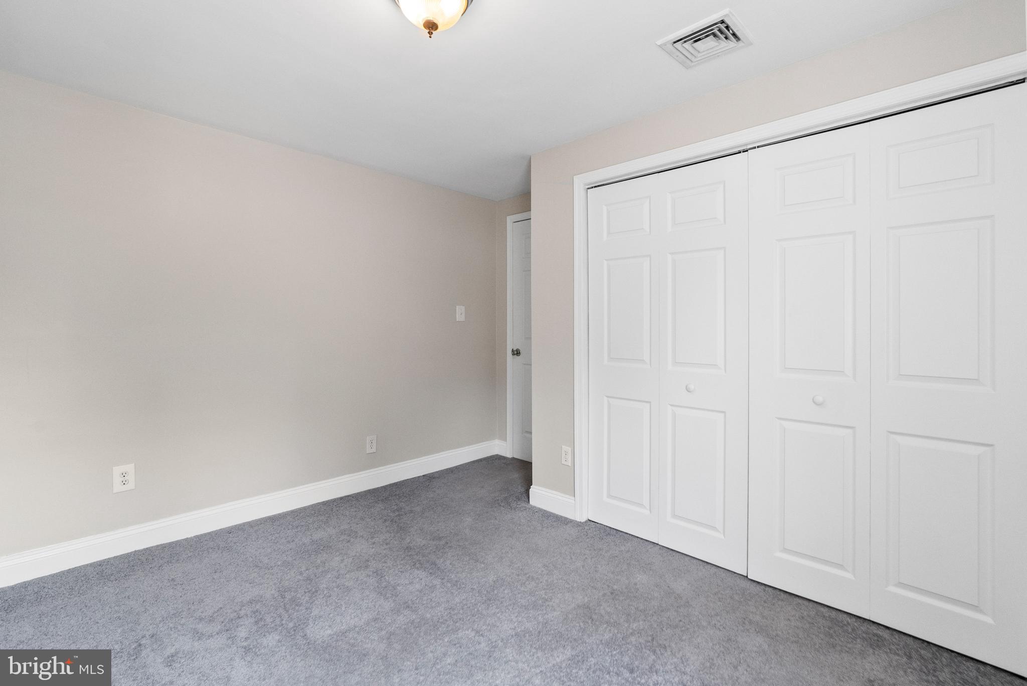 FAIRMOUNT - Residential