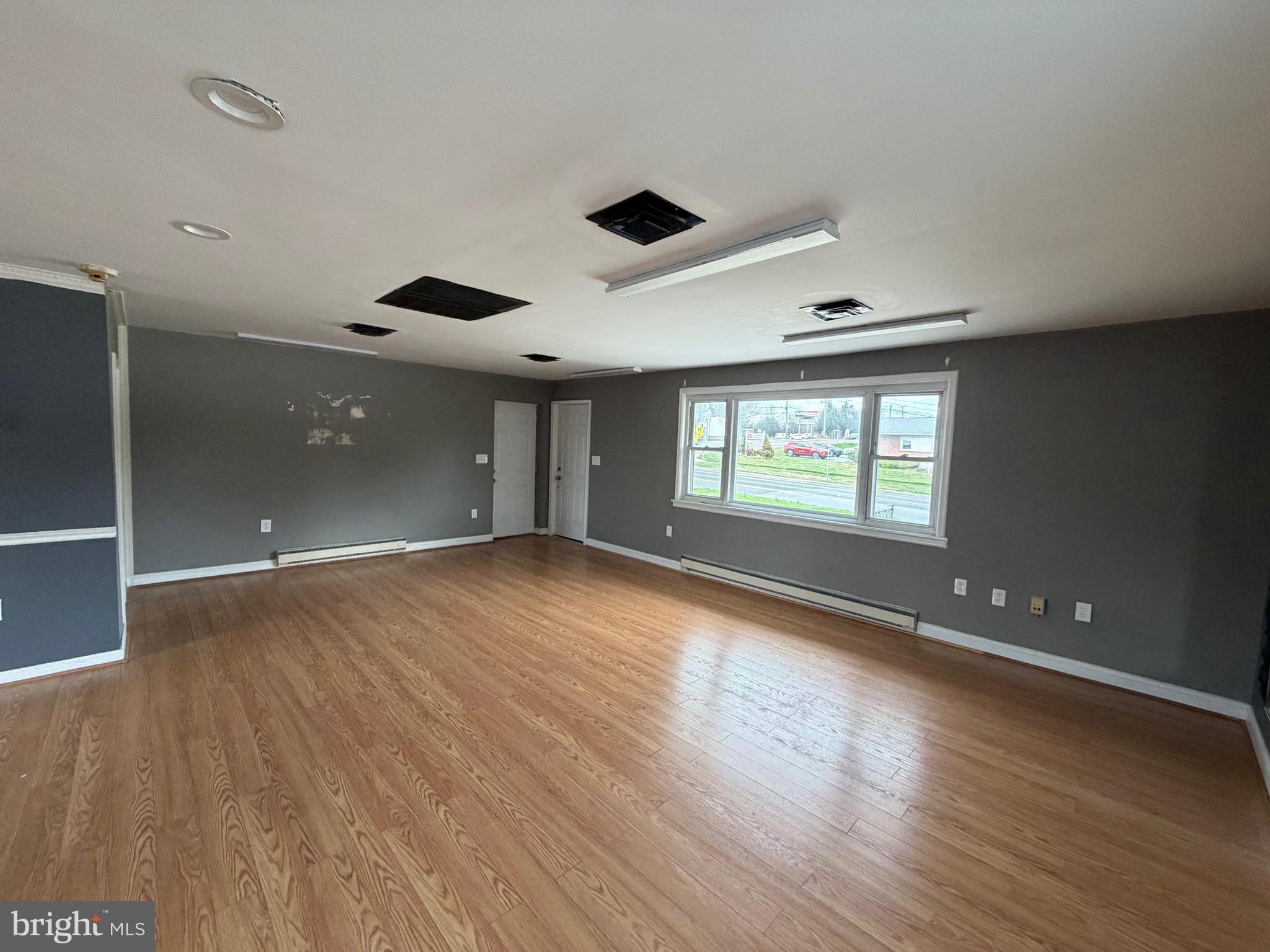 1 E CHERRY HILL ROAD E 102