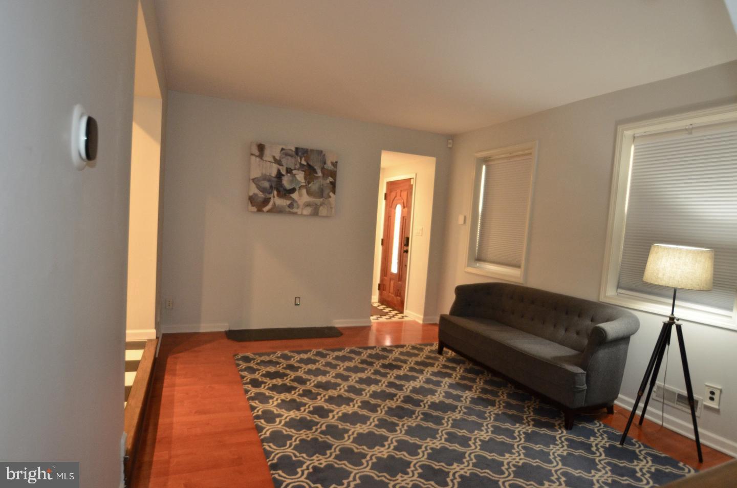 QUEEN VILLAGE - Residential Lease